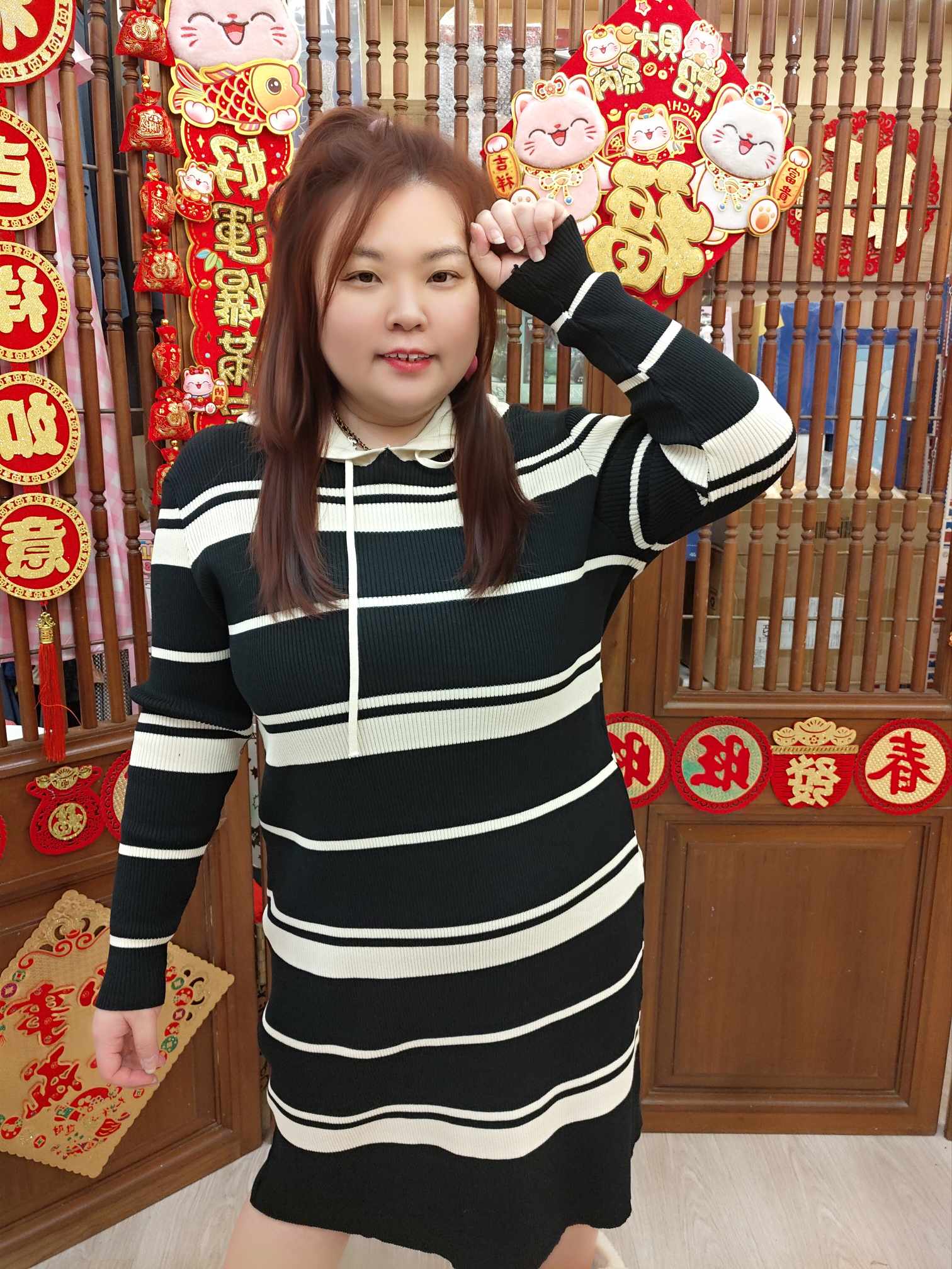 NBA33 YY439 线条连帽长袖针织连衣裙（胸围 100-150CM）