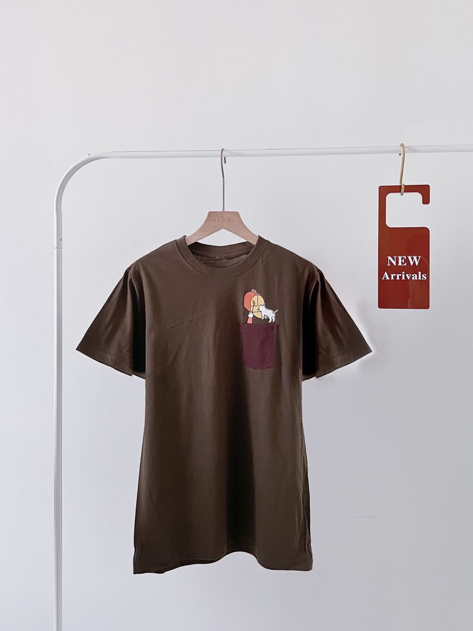 【Re'Me Original design Tee】 Meow Tee with Pocket - 引猫入室