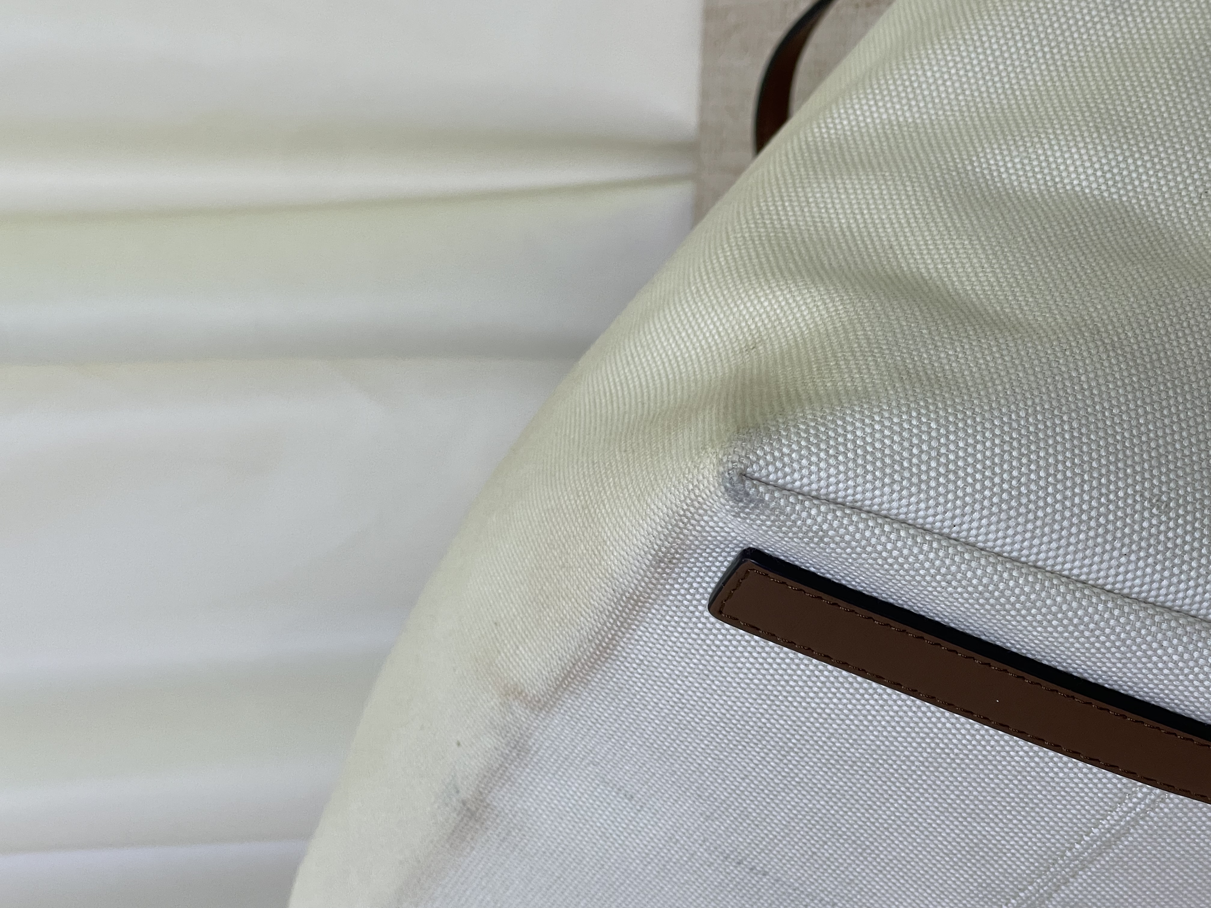 Pre-owned Burberry Tote Bag/ Product Code: 26030707