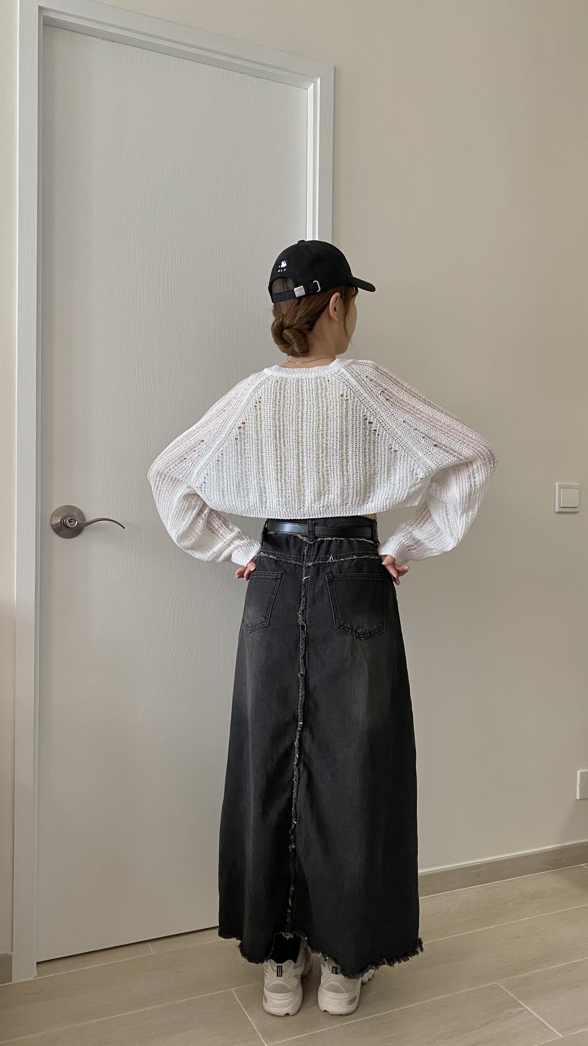 超高詢問度鏤空外套