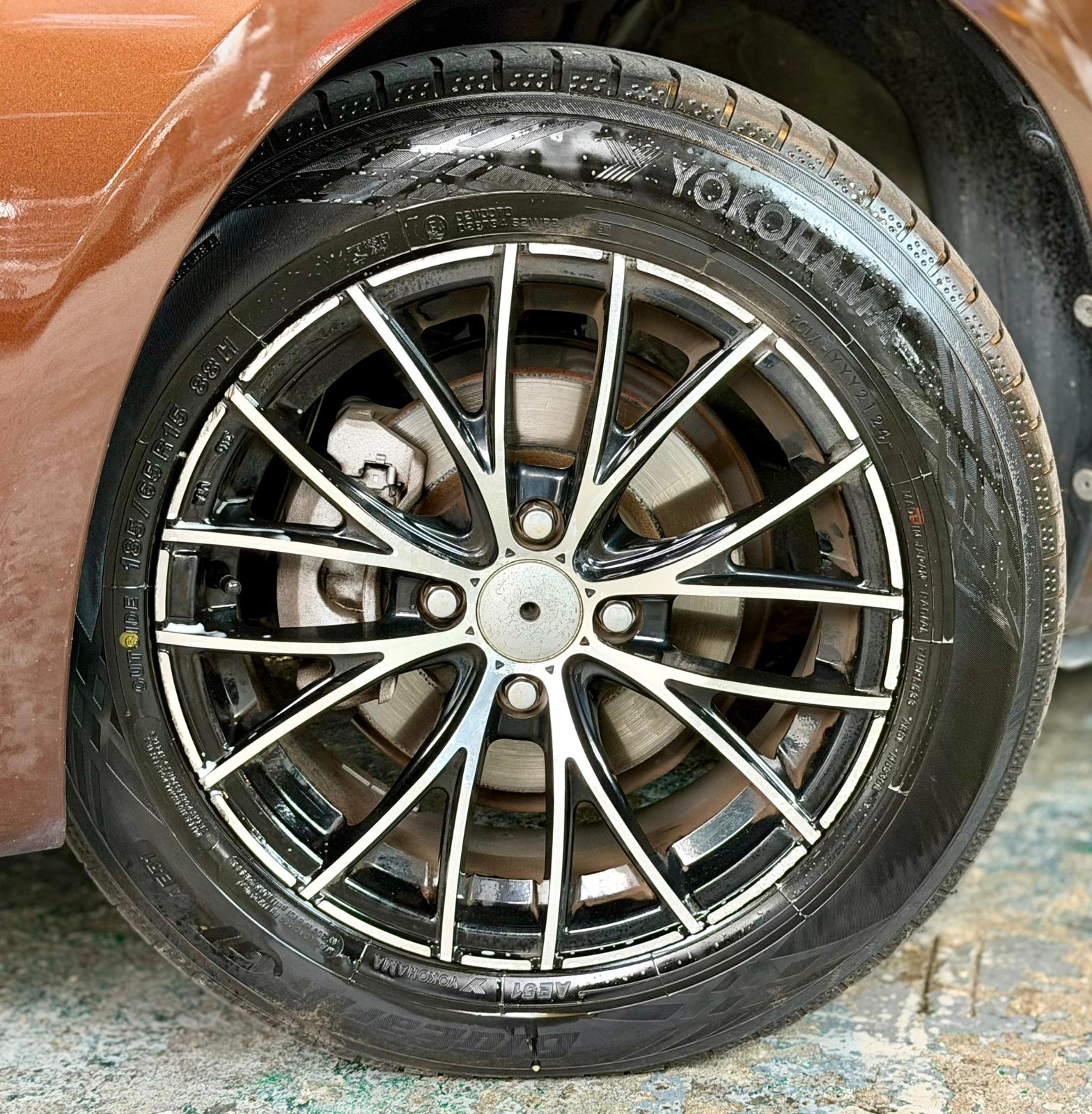 Toyota Spade G 1.5 2013