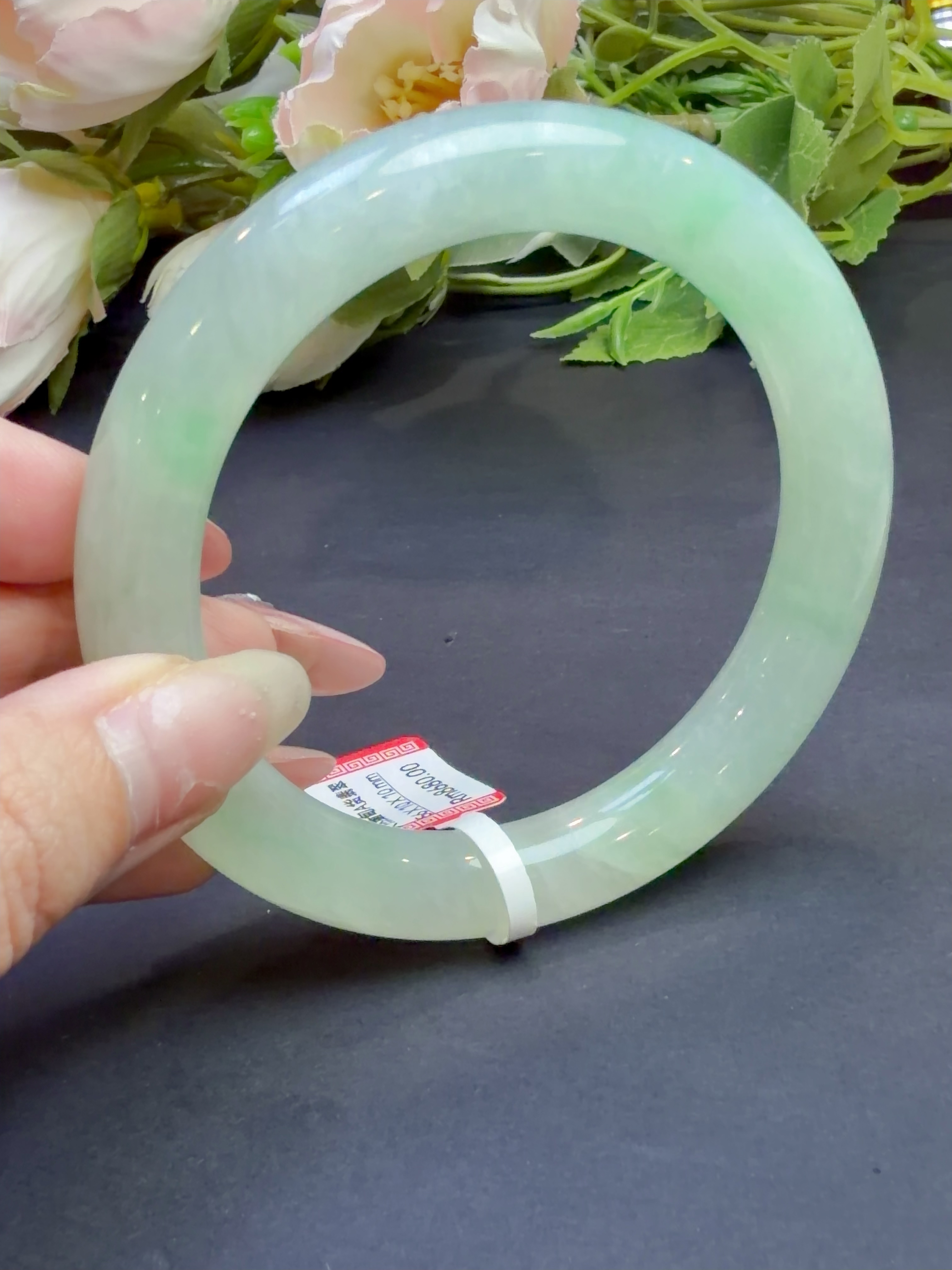 56圈口翡翠手镯