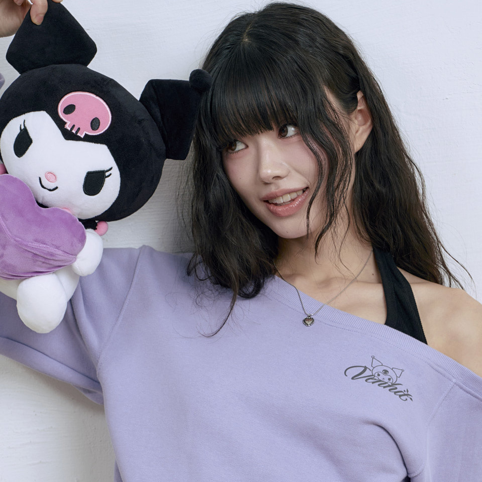 Venhit x Kuromi Off-shoulder Wing Sweatshirt (Purple)