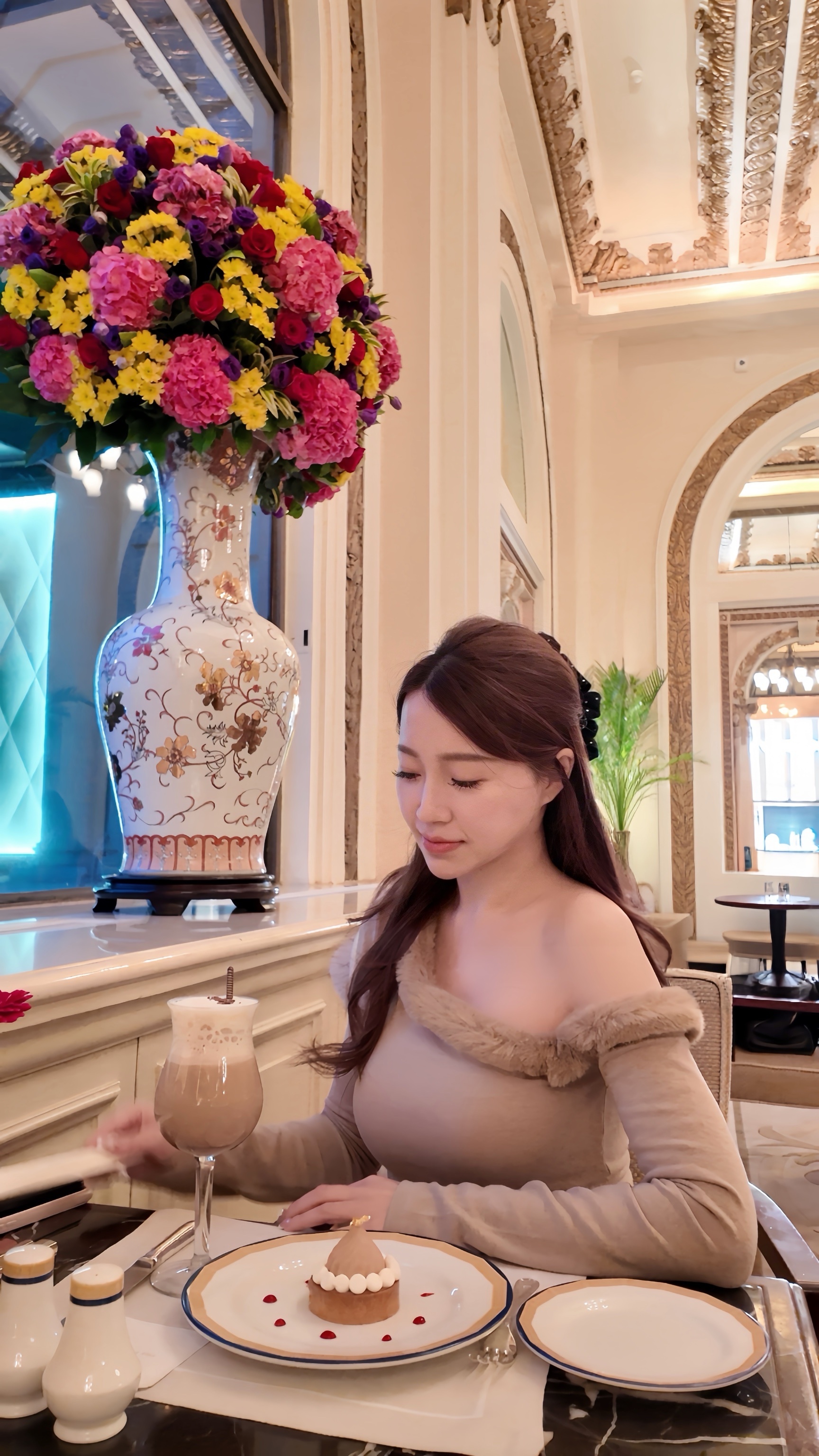 ♥︎節日感毛毛斜肩小上衣