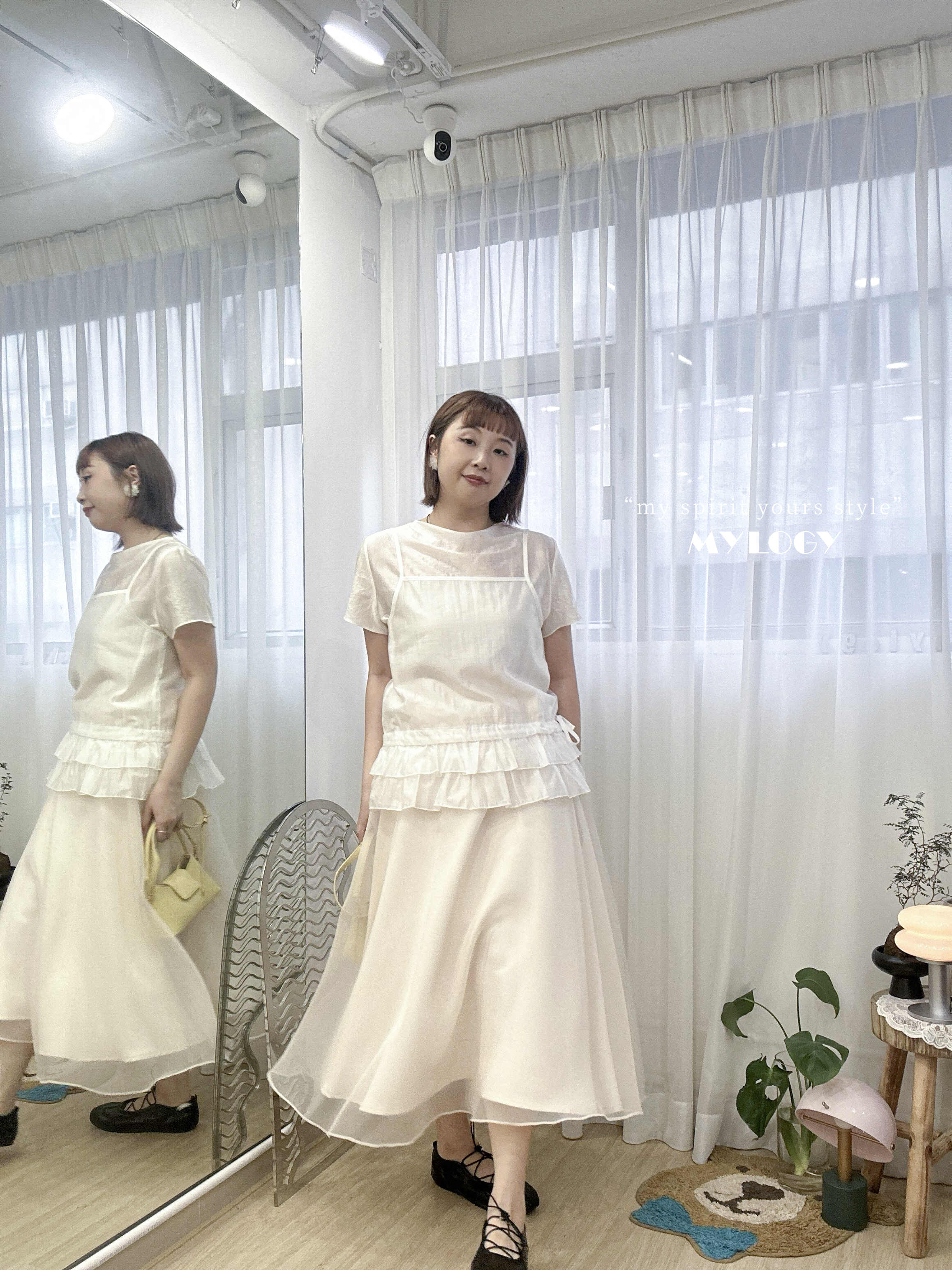 極簡高級感～亮面羅紋薄襯衫 OND0001 - 杏色 Beige