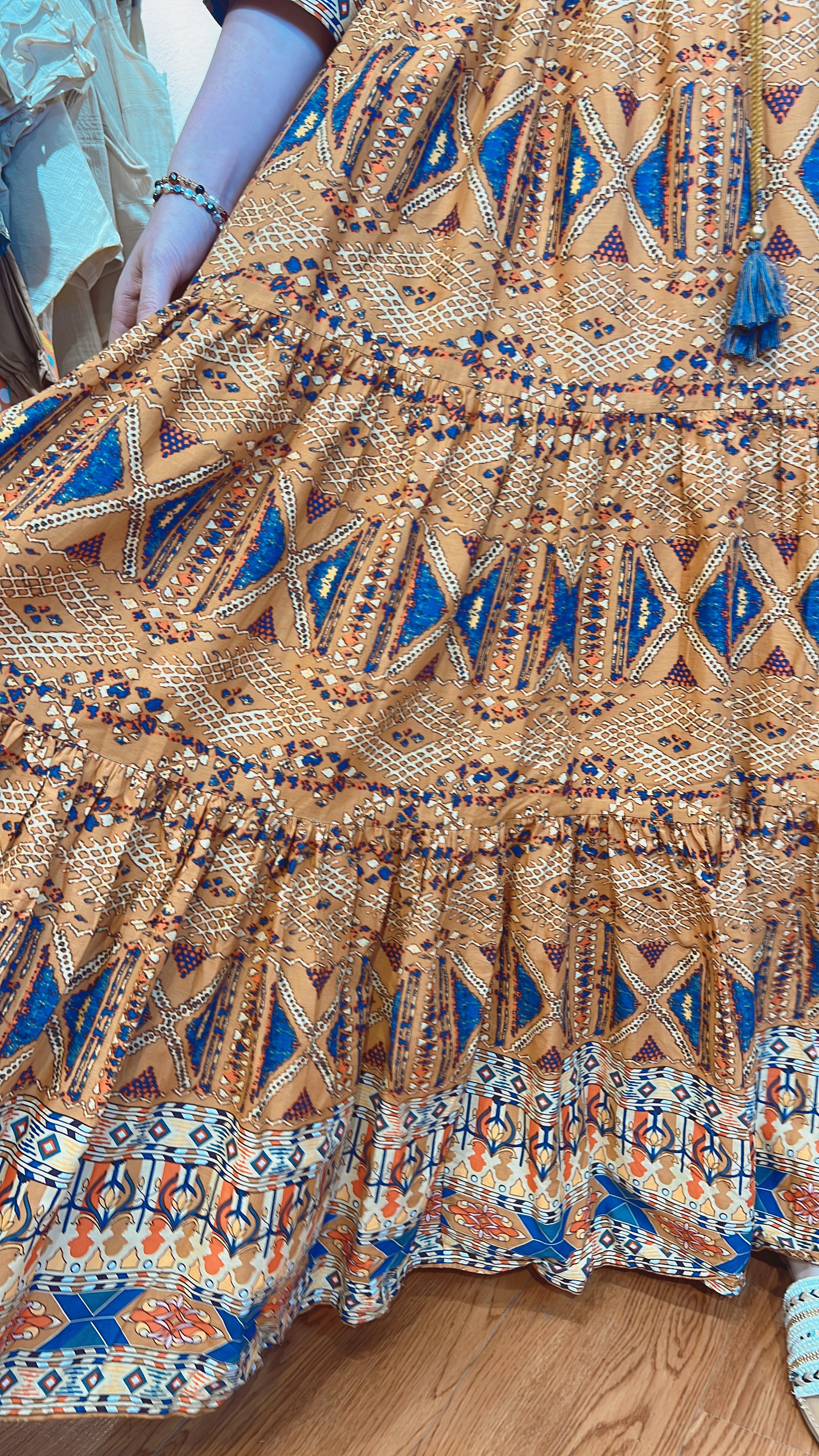 2032 African Orange 3 Layers With Rope OP 53"