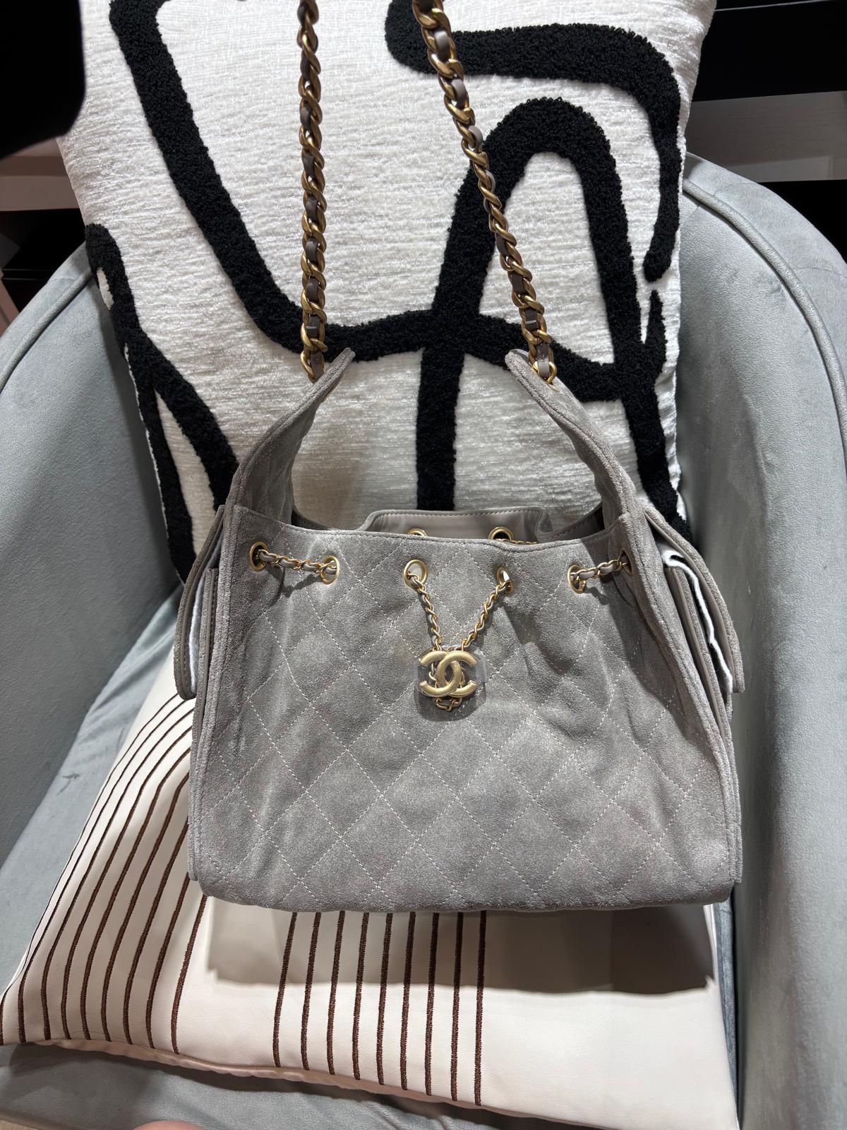  全新Chanel 25 small AS5293 suede calfskin 100%Authentic,全新未使用品 ✅ 芯片✅dust bag✅box