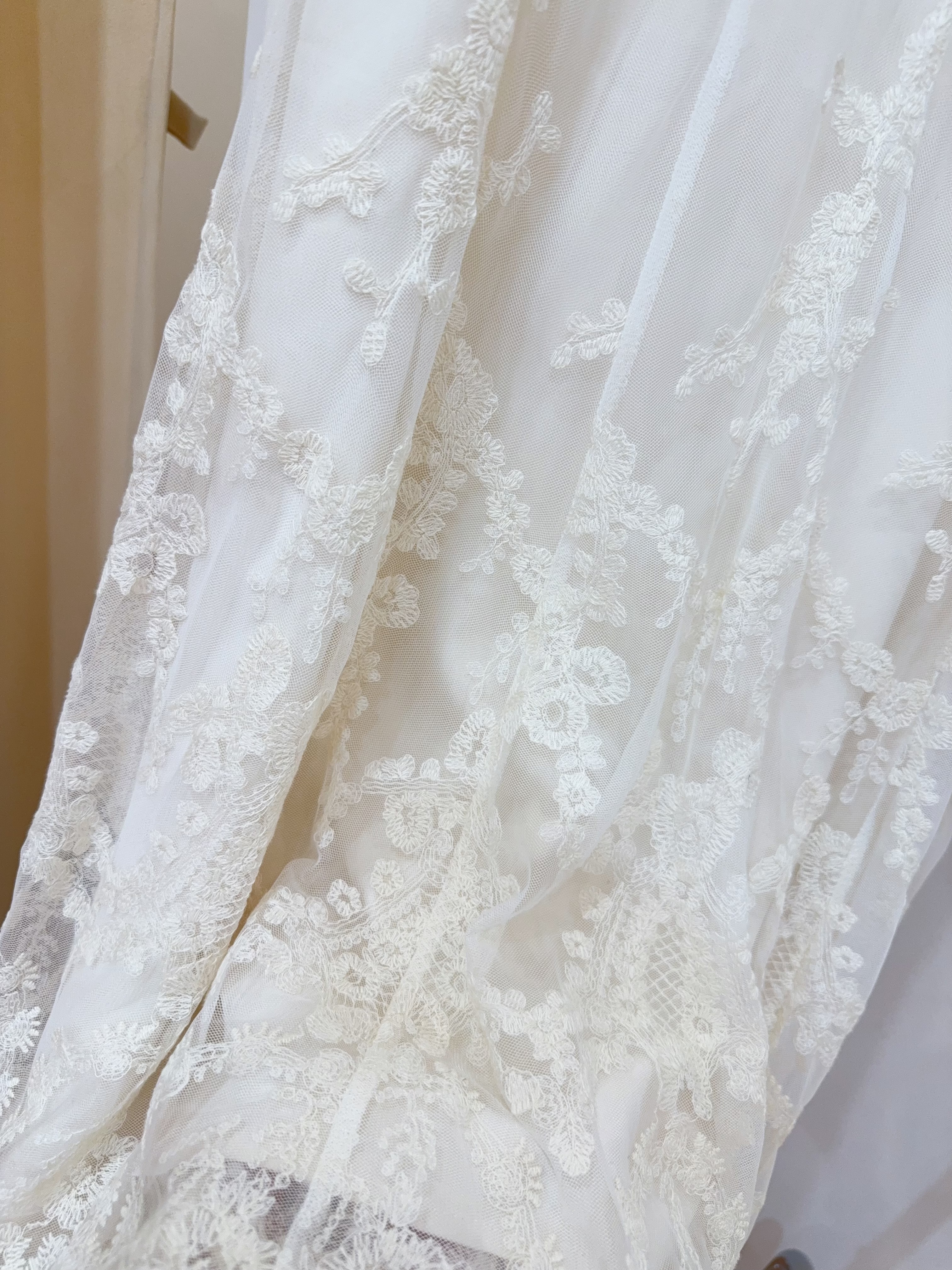 精致重工网纱蕾丝刺绣半身长裙 R2803