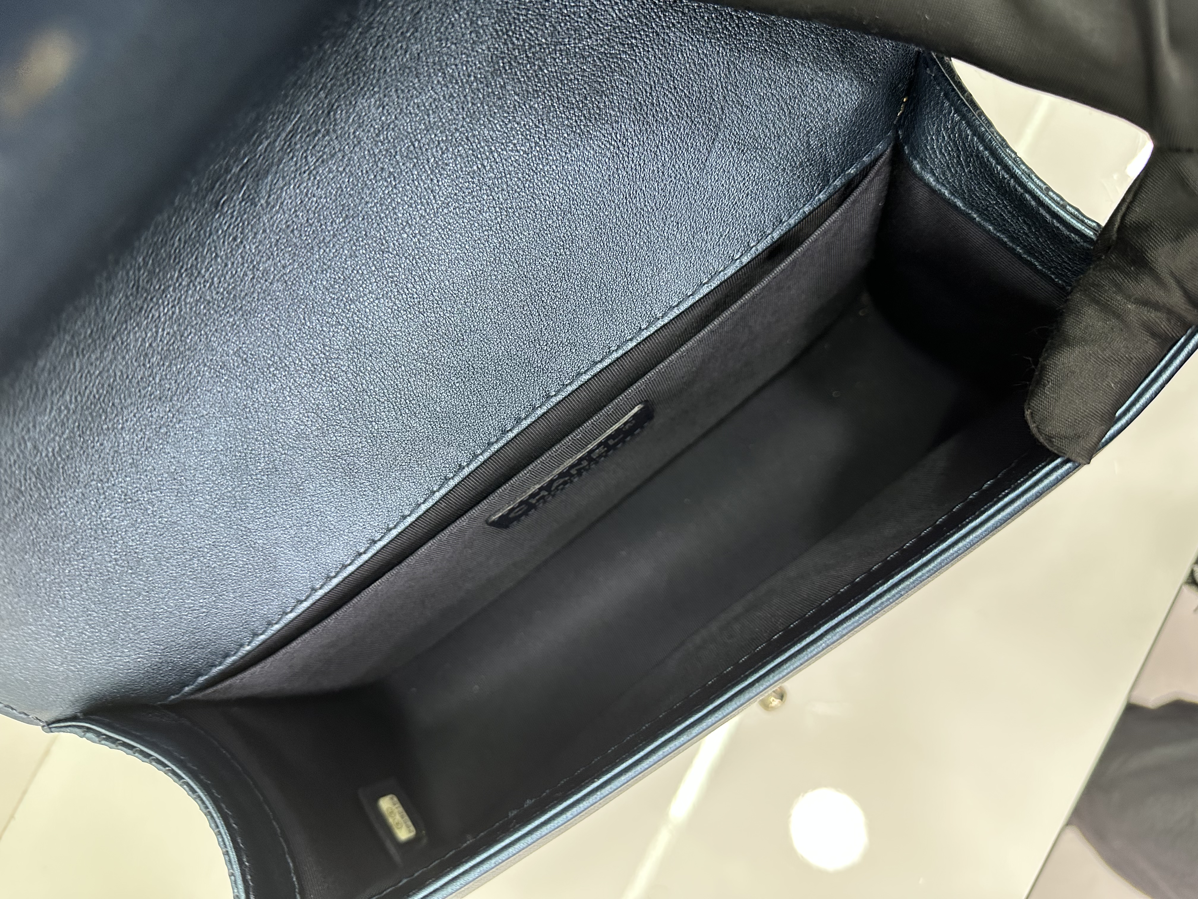 直播貨品 |  [1個-$100 2個-$300］EE102