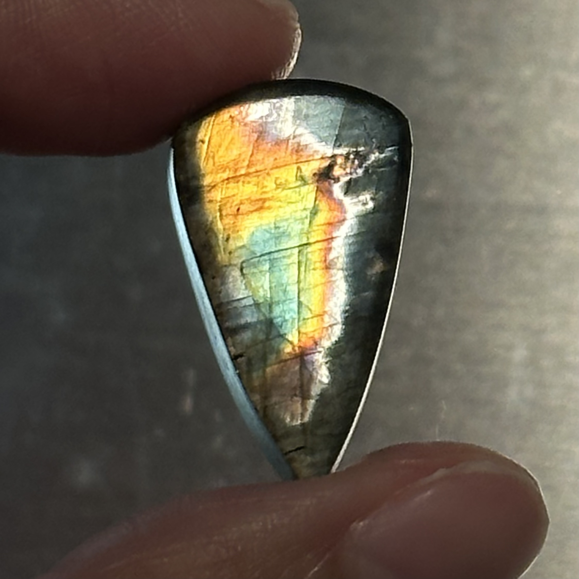 拉長石 - Labradorite