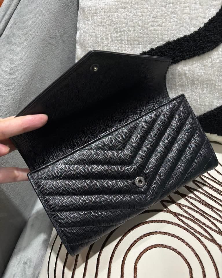 Ysl wallet Cassandra so black SAINT LAURENT黑色粒紋牛皮長銀包  100%Authentic, 98%new ✅ certificate ✅dust bag 