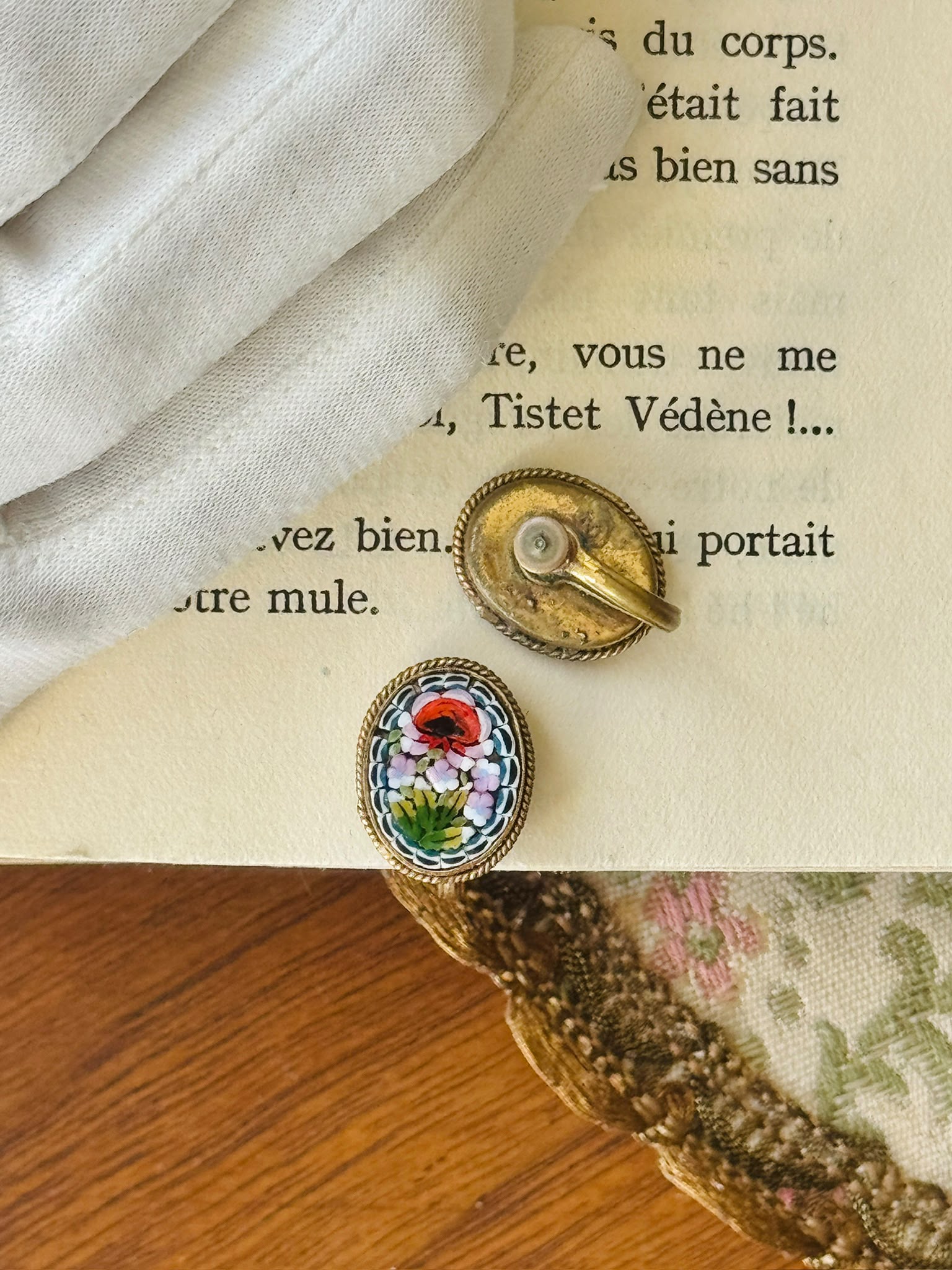 Vintage Mid-Century Floral Mosaic Oval Screw-back Earrings(MT2690)