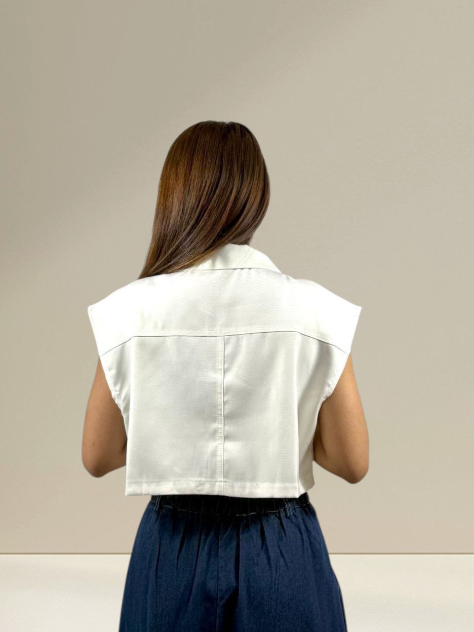 W9658 - Sleeveless Crop Top