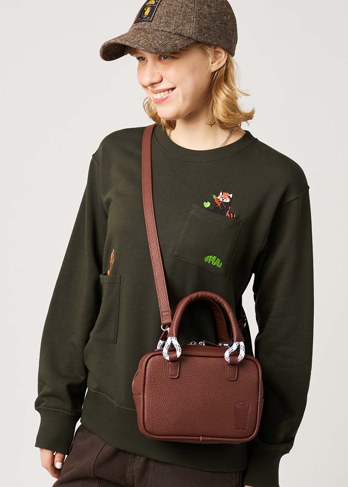 📦訂購 日本限定 graniph IKAKU Red Panda 小熊貓 PU迷你單肩包