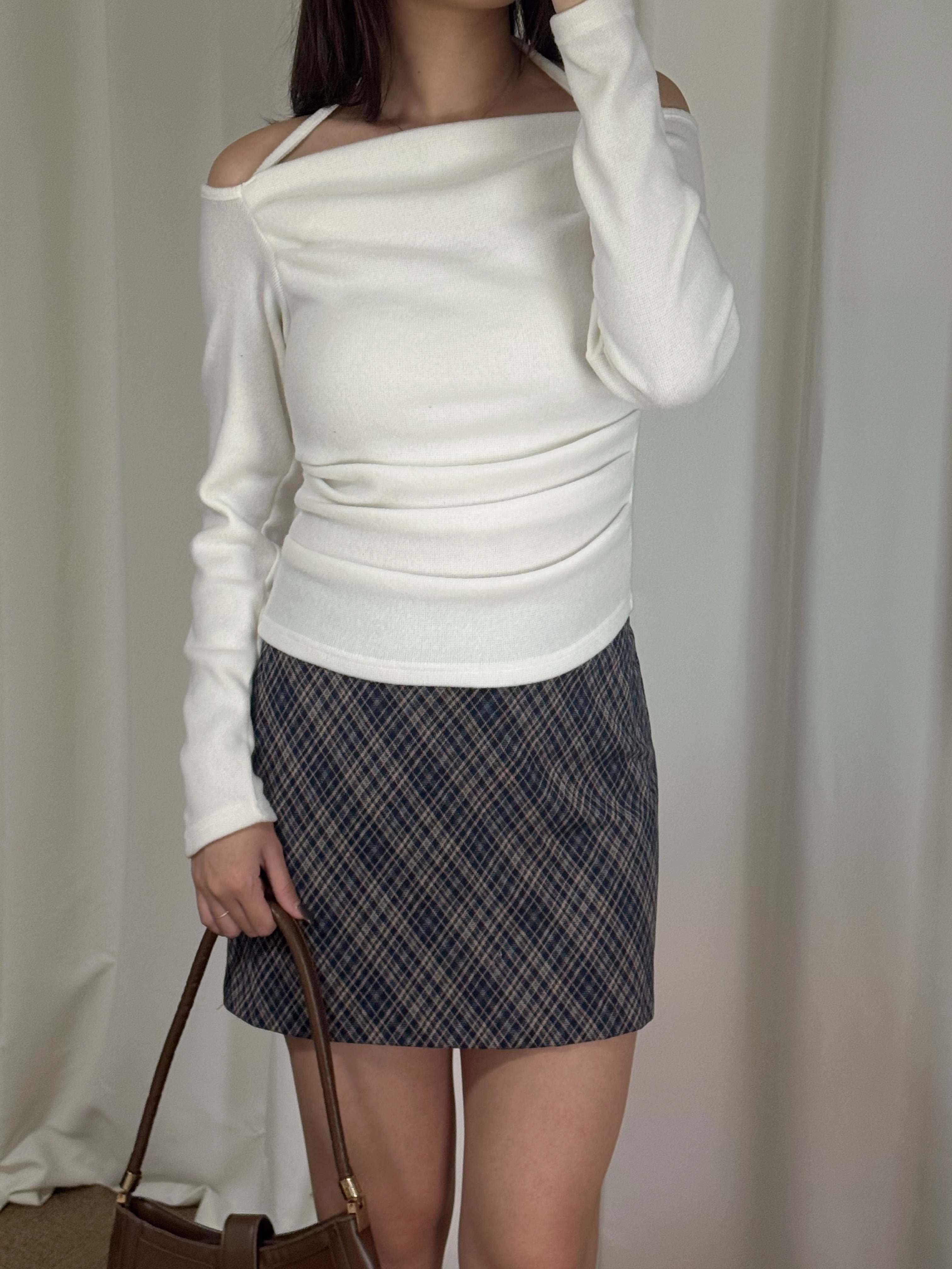 毛呢掛頸長袖上衣(四色入)