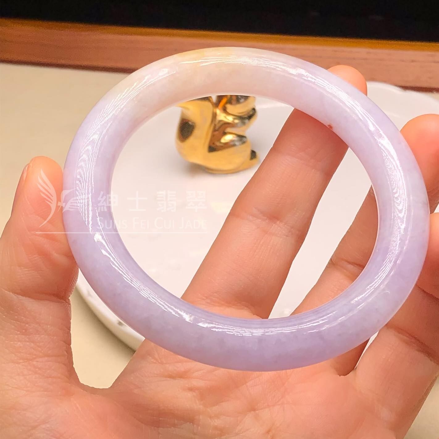 木那姐堆紫羅蘭帶翡色圓鐲54.5mm