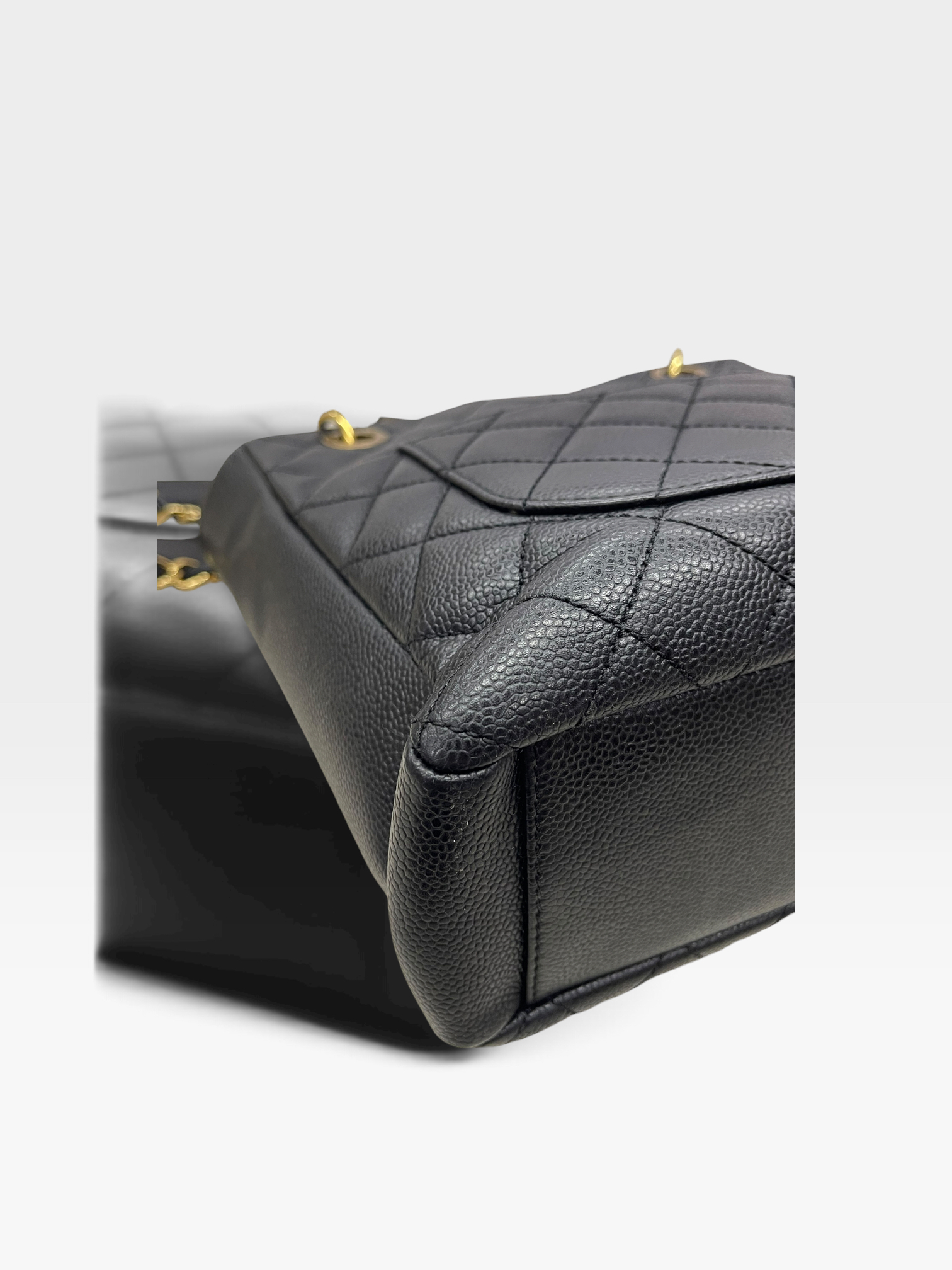 Pre-Owned CHANEL Shopping Bag / Product Code: 090302