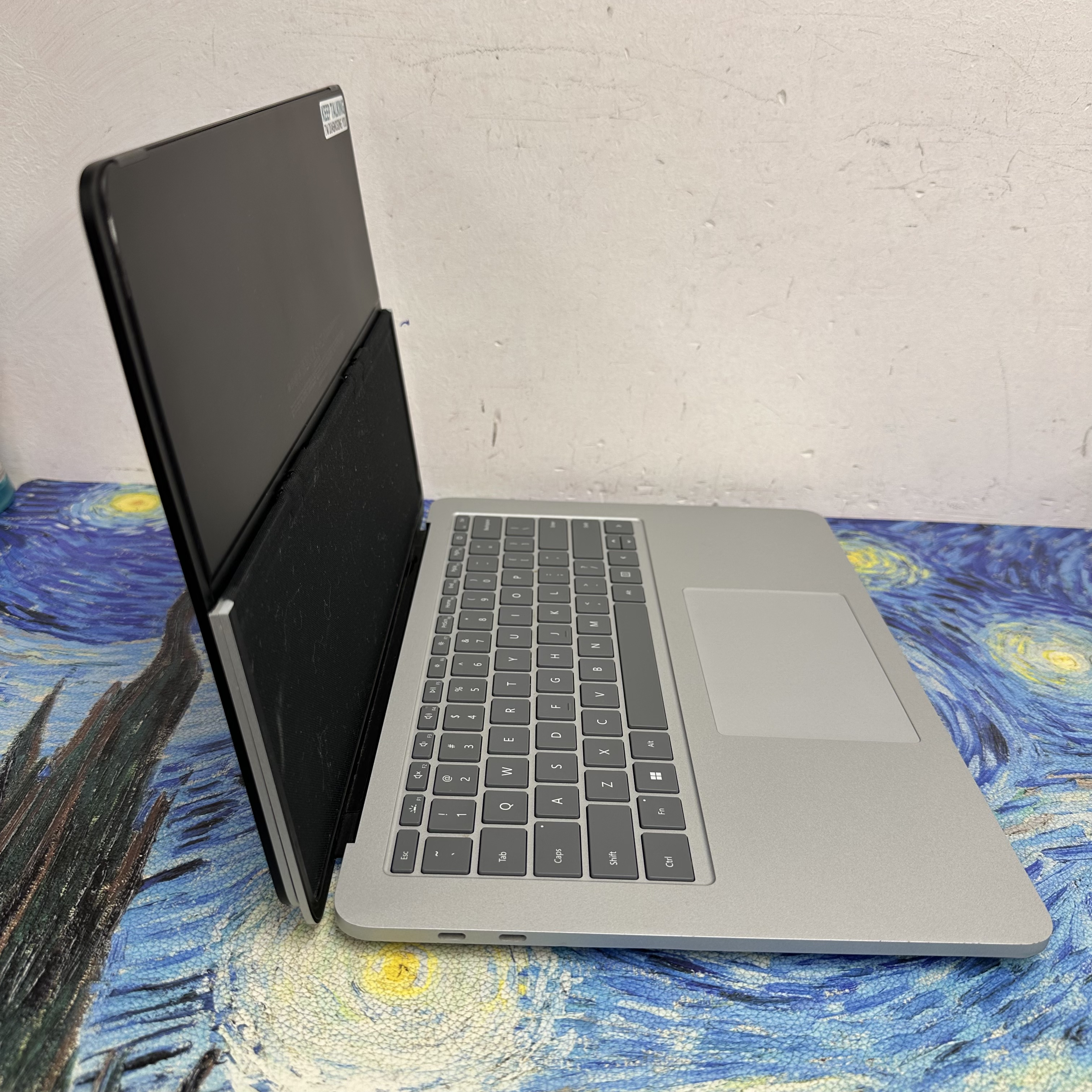 #5607 Microsoft Surface Laptop Studio  i7-11370H /16GB Ram/512GB SSD/2K 120Hz Touch Mon/可Type C 充電/銀色/ Laptop / Notebook / RTX 3050Ti 獨立顯示卡/Tablet / Movie / YouTube 