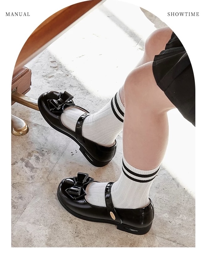 BeeHealthKids  女童亮皮黑色學生鞋  經典魔術貼 231918