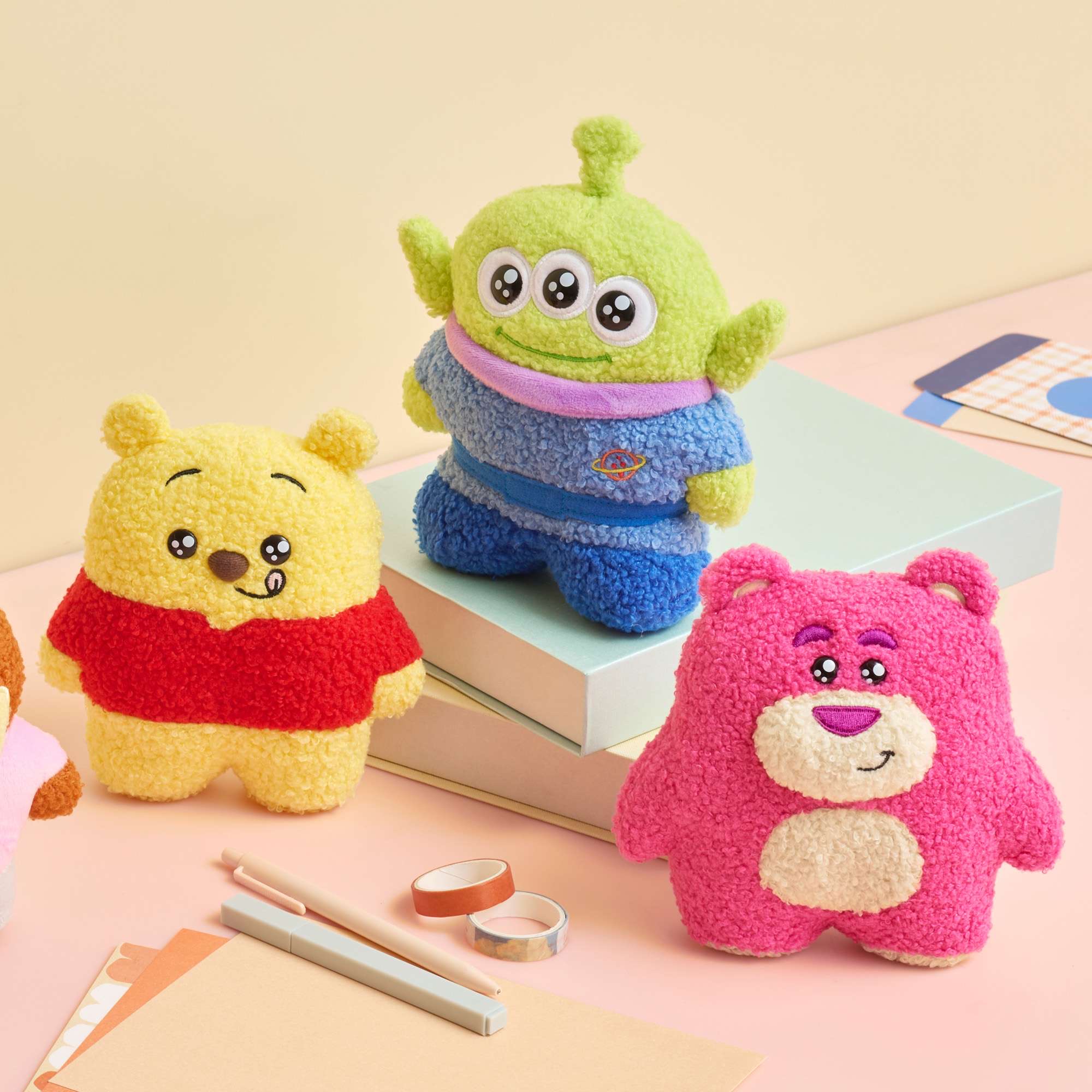 ✈️日本直送🇯🇵預訂🛍日本迪士尼DISNEY Mofupeta毛絨公仔 （ Winnie the Pooh / Stitch / Alien / Lotso / Sadness / Nick Wide )