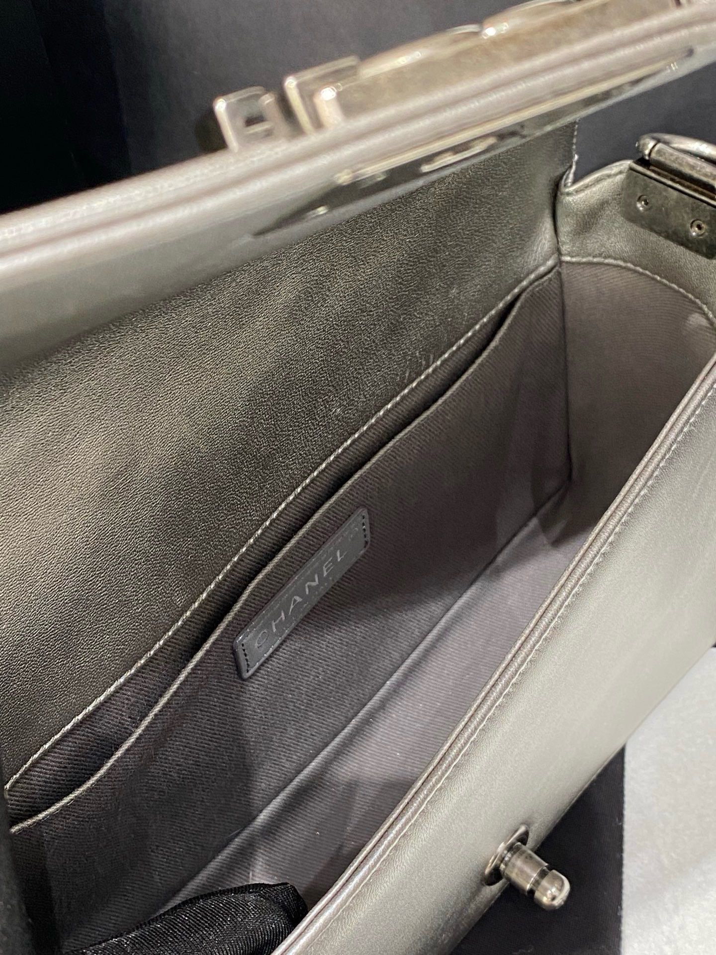 Pre-Owned CHANEL 25Boy / Product Code: 26042301