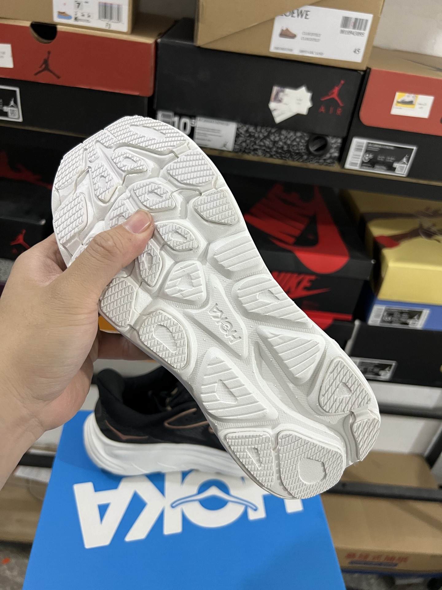 HOKA ONE ONE Clifton 10