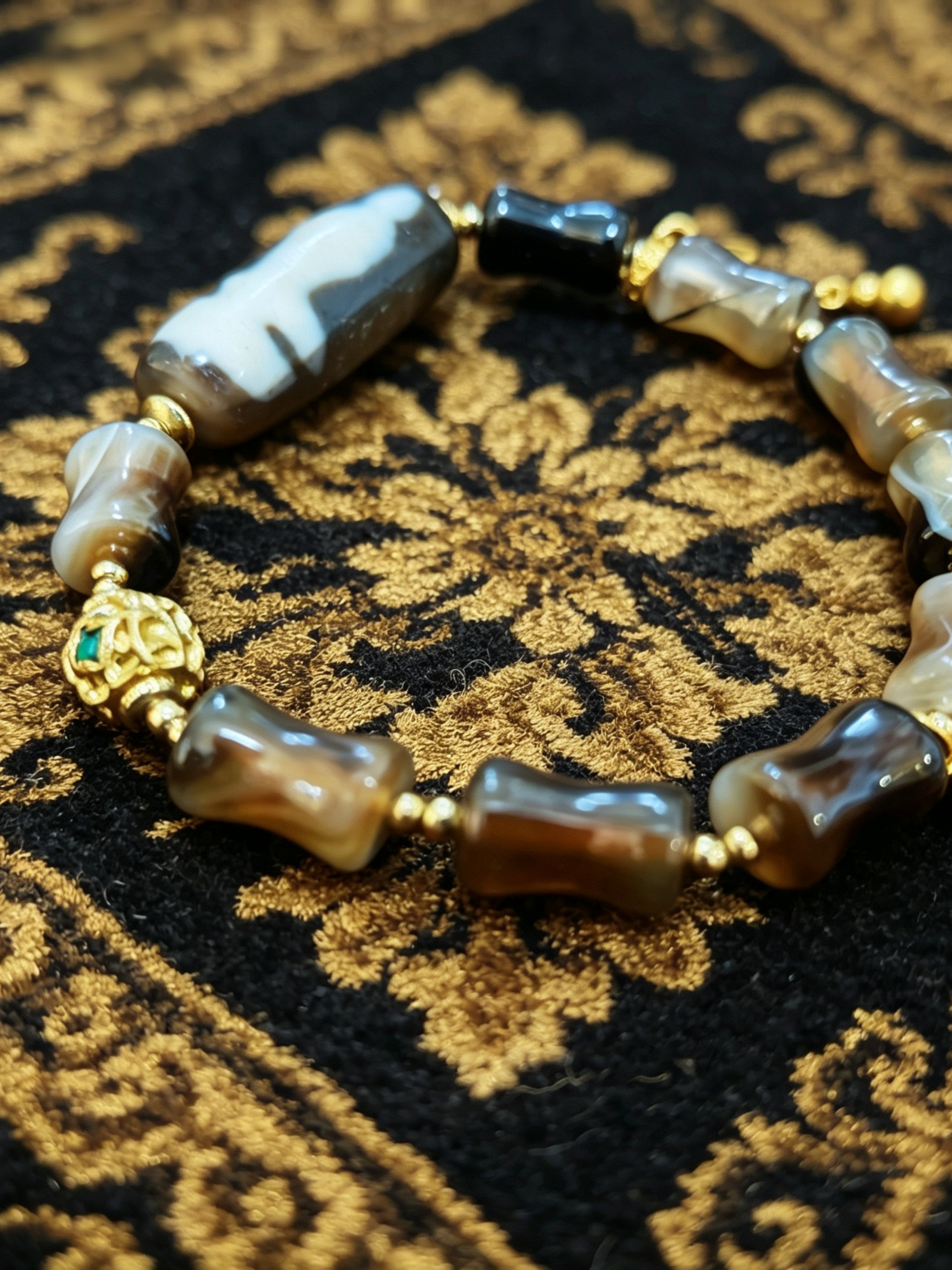 「黑白朱砂觀音天珠」260413