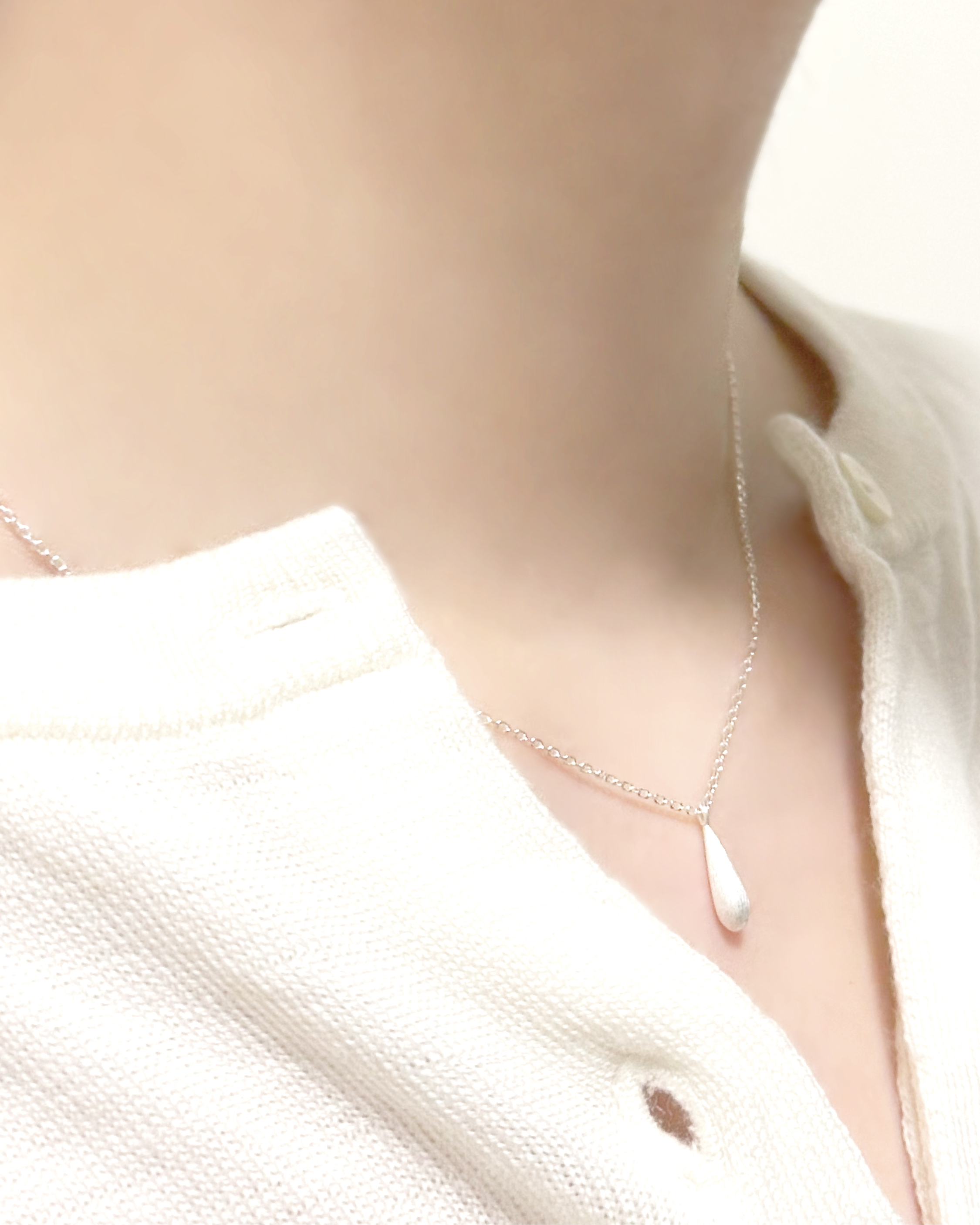 Sleek Teardrop Necklace
