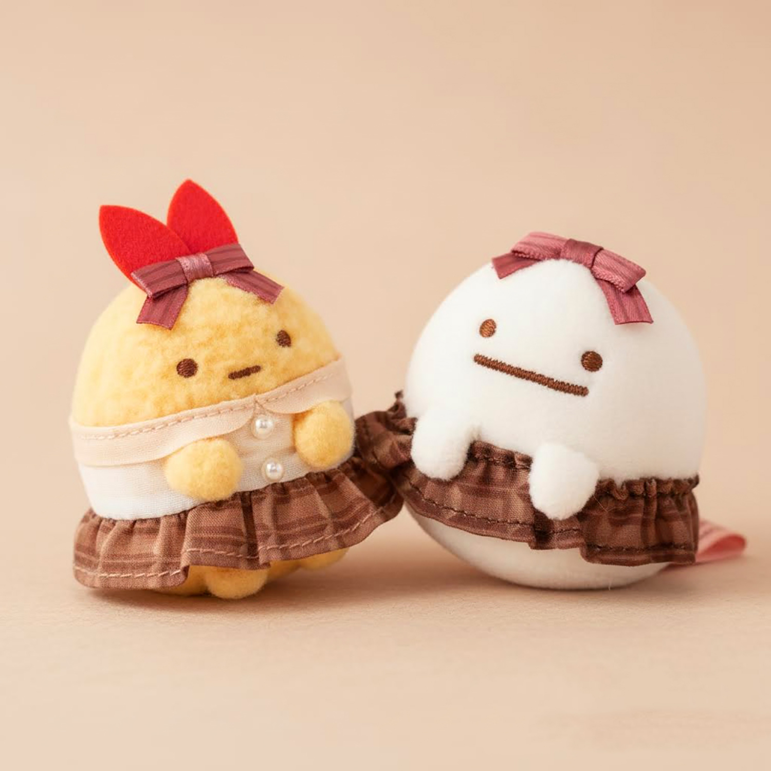 角落生物 - 巧克力系列手玉公仔 (蝴蝶結炸蝦款)