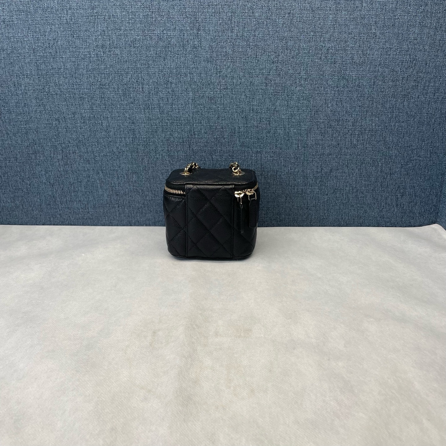 【預訂貨品】CHANEL黑金荔枝皮盒子包