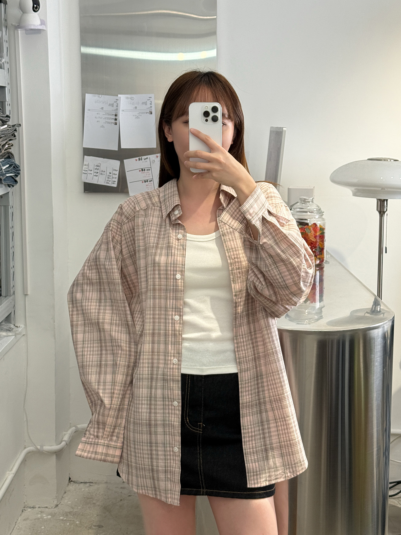 𝐋𝐨𝐨𝐬𝐞 𝐩𝐥𝐚𝐢𝐝 𝐛𝐮𝐭𝐭𝐨𝐧-𝐝𝐨𝐰𝐧 𝐬𝐡𝐢𝐫𝐭