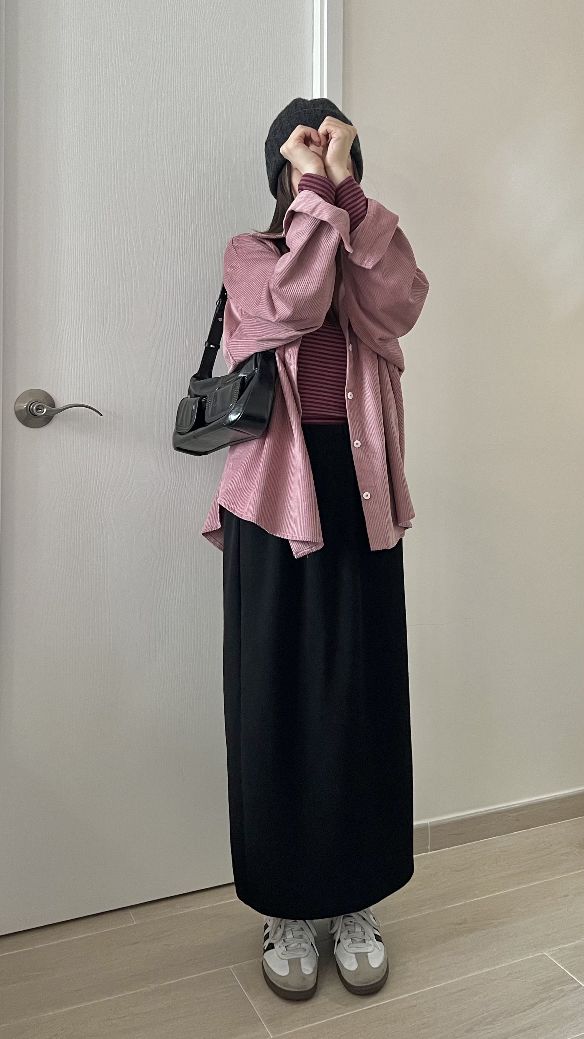 親膚軟熟細坑紋長裙 