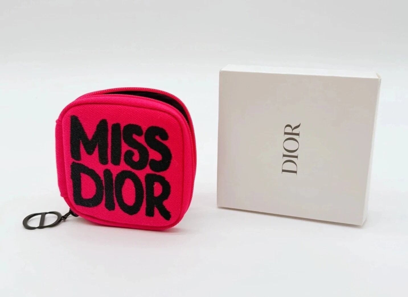 Miss Dior 贈品桃紅色迷你香水連收納袋套裝💯 正品贈品‼️