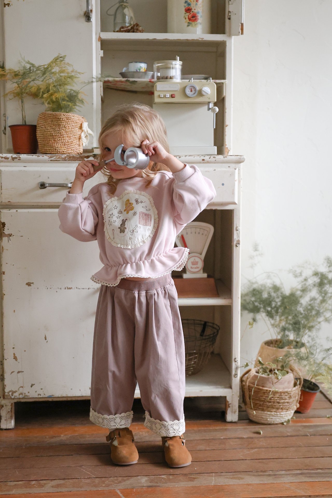 Flo | Peanut Pants