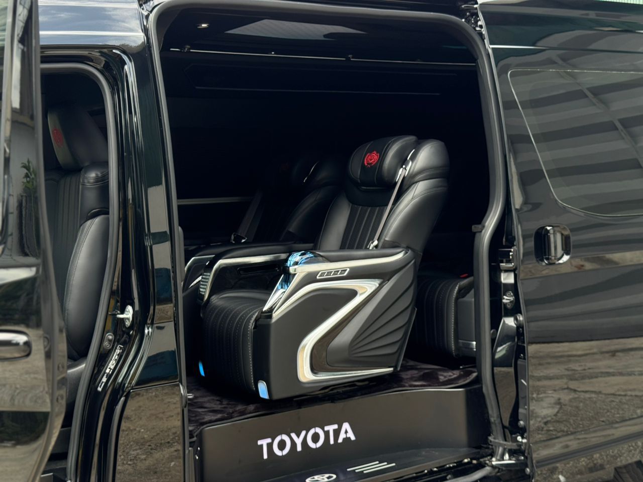 HIACE CRYSTAL 5.0 PILOT SEAT / UNI-ST-6004-HY