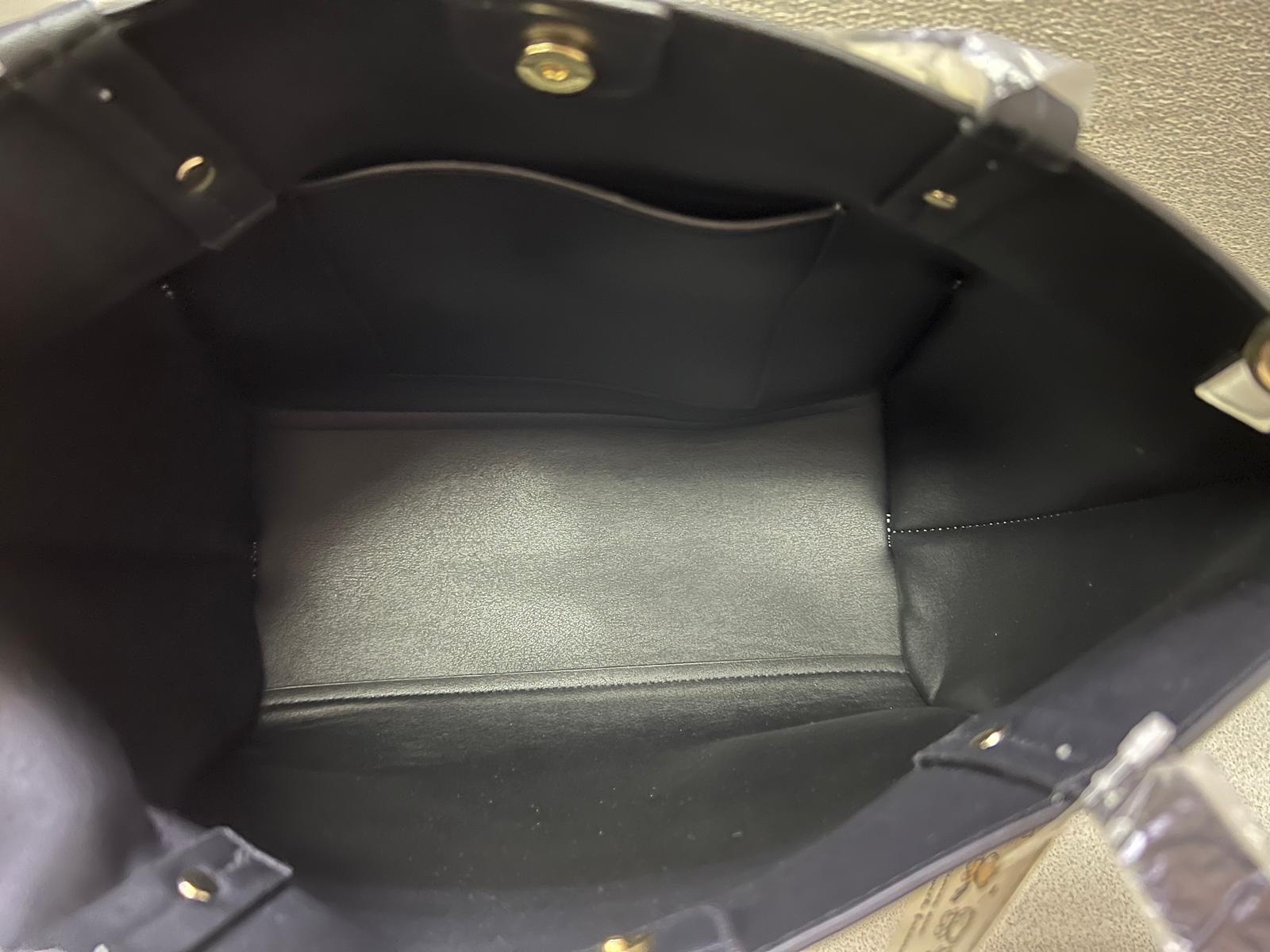 🎌日本直送🎌 Hello Kitty 雙面印花圖案 側孭 斜側兩用袋