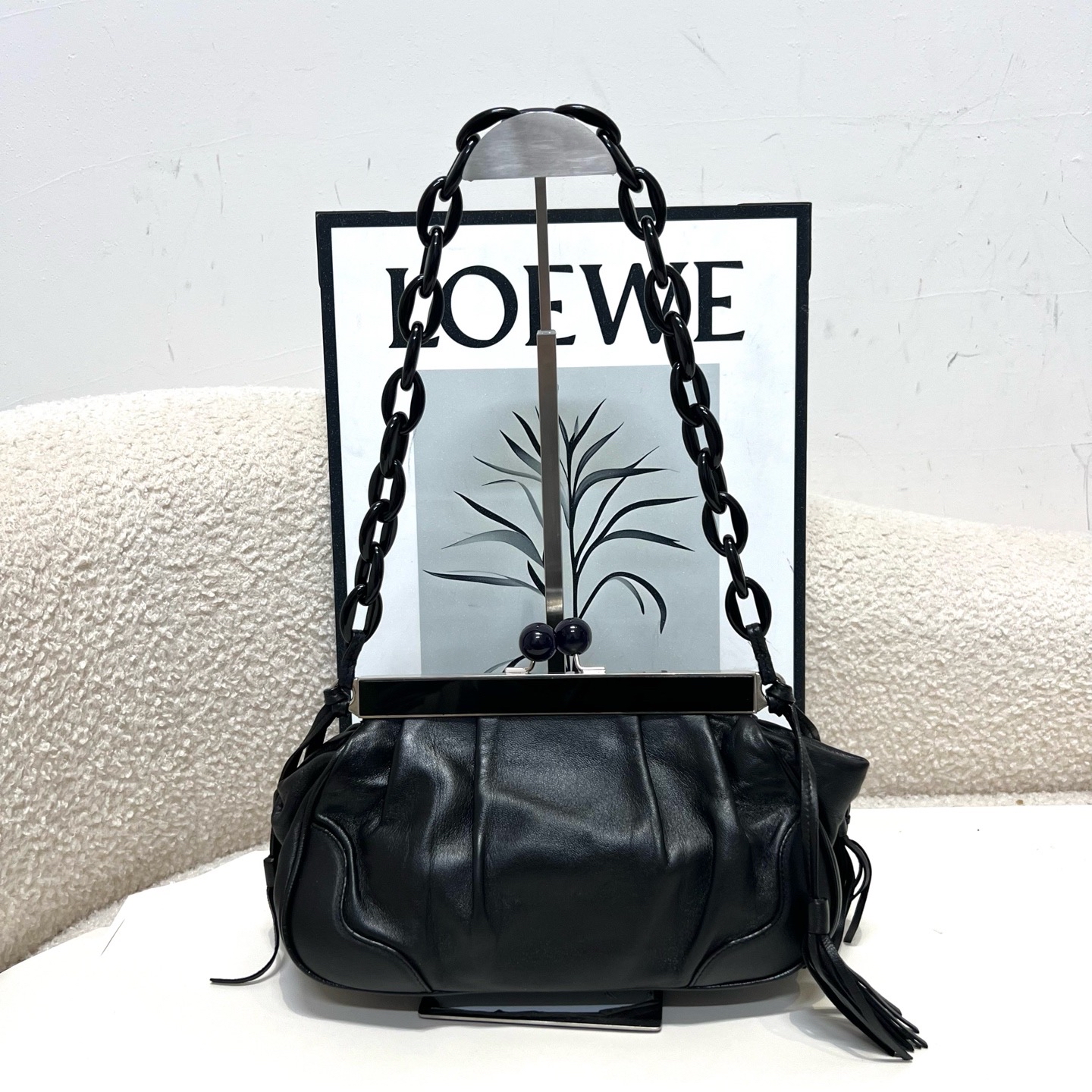 【預訂貨品】Prada 黑色腋下包