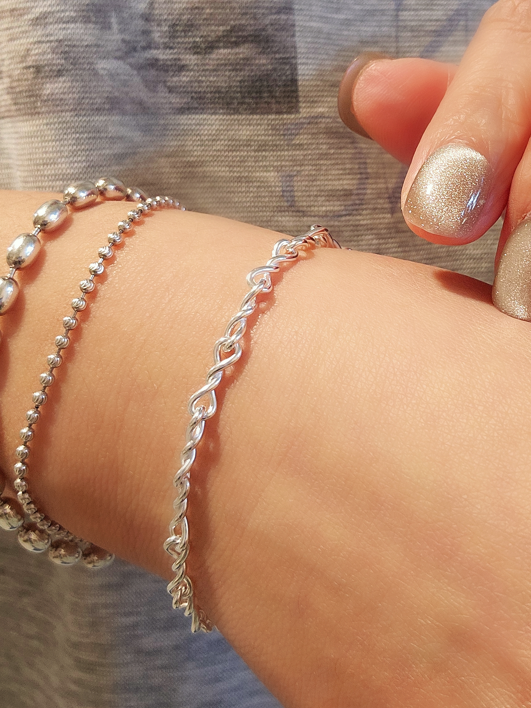 S925 -EB0124 Twist of Grace Bracelet