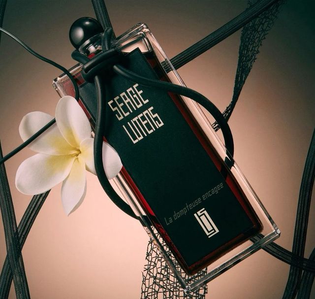 La Dompteuse Encagée by Serge Lutens