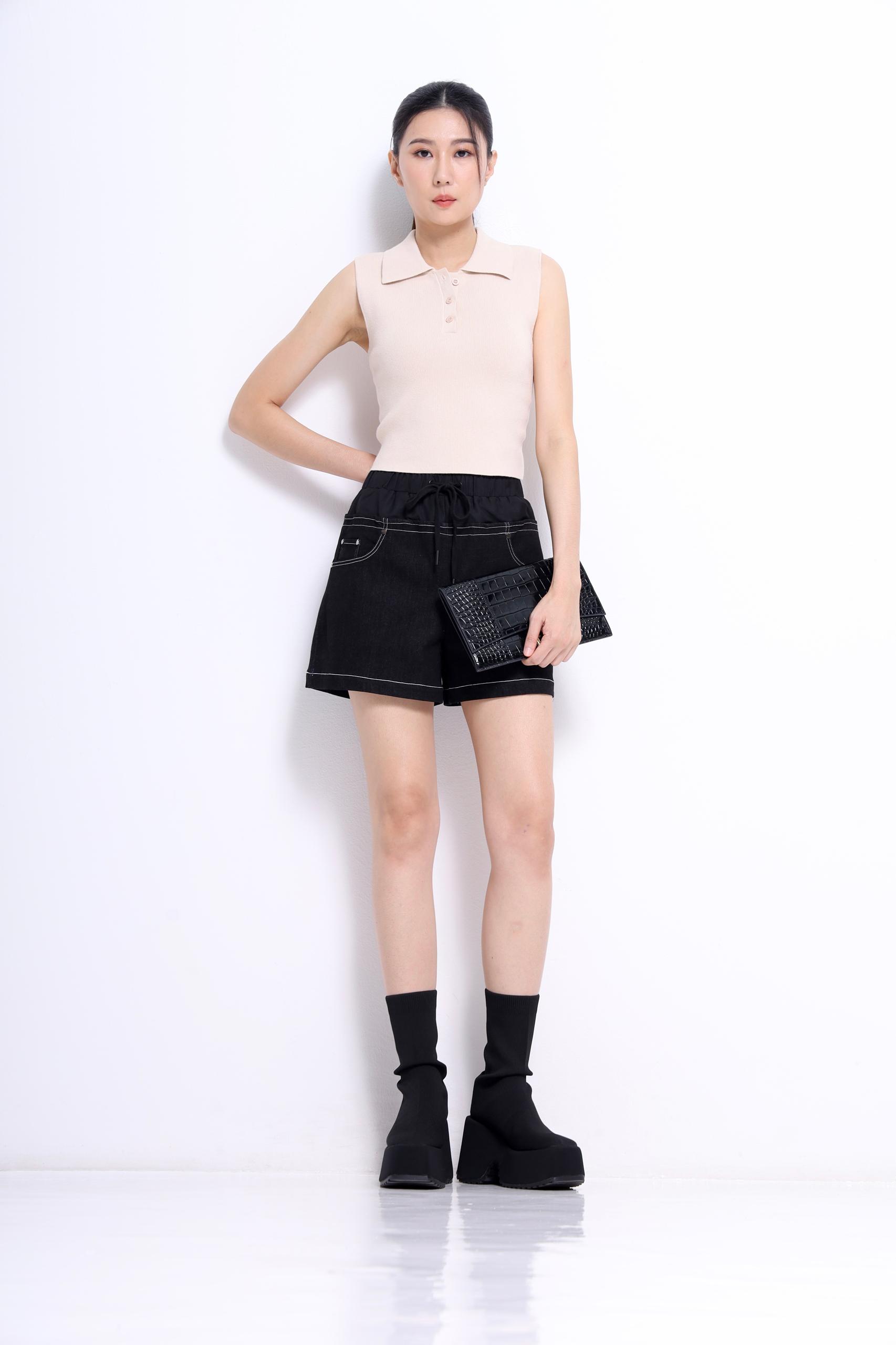 CB2760 Classic Knit Polo Sleeveless Top