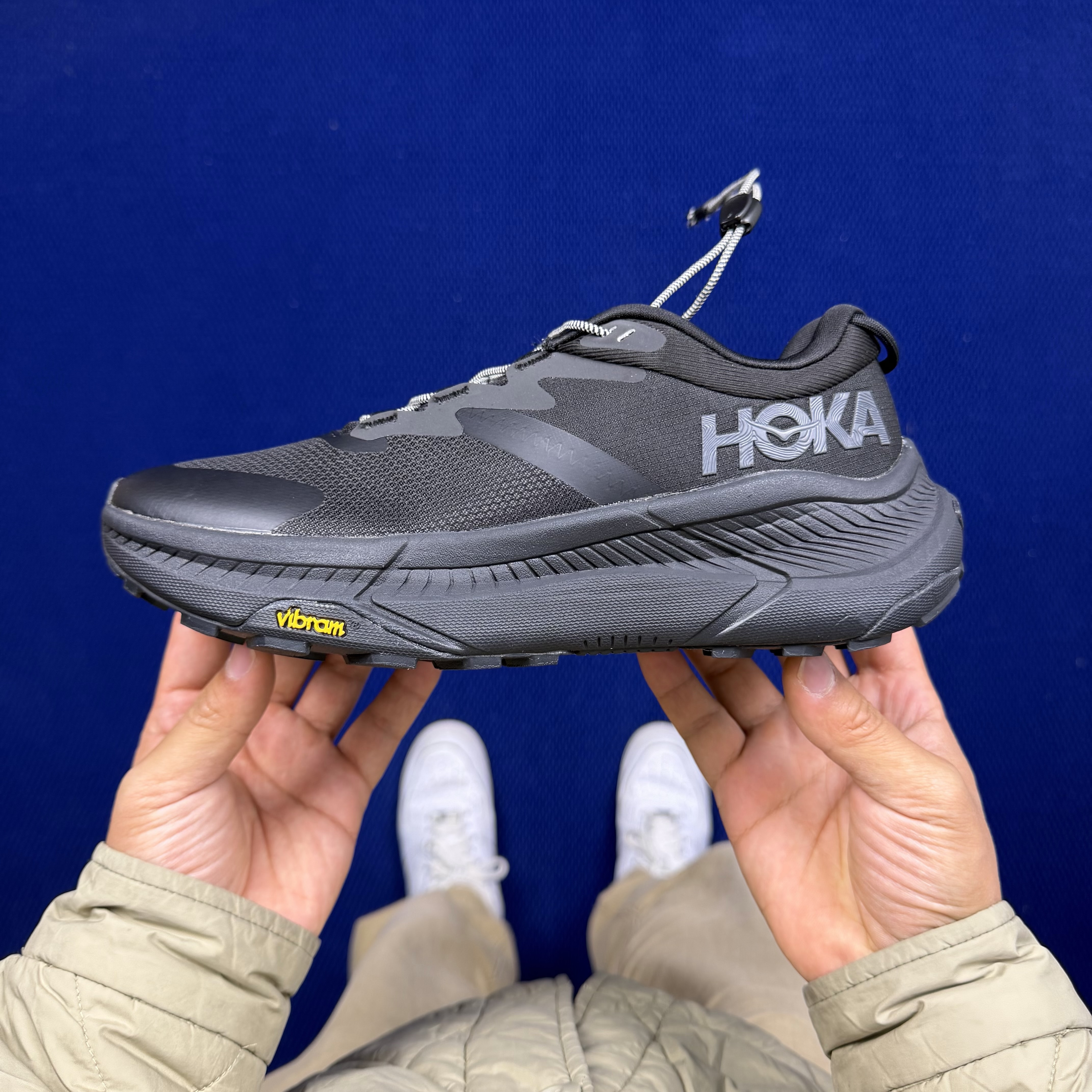 Hoka One One Transport