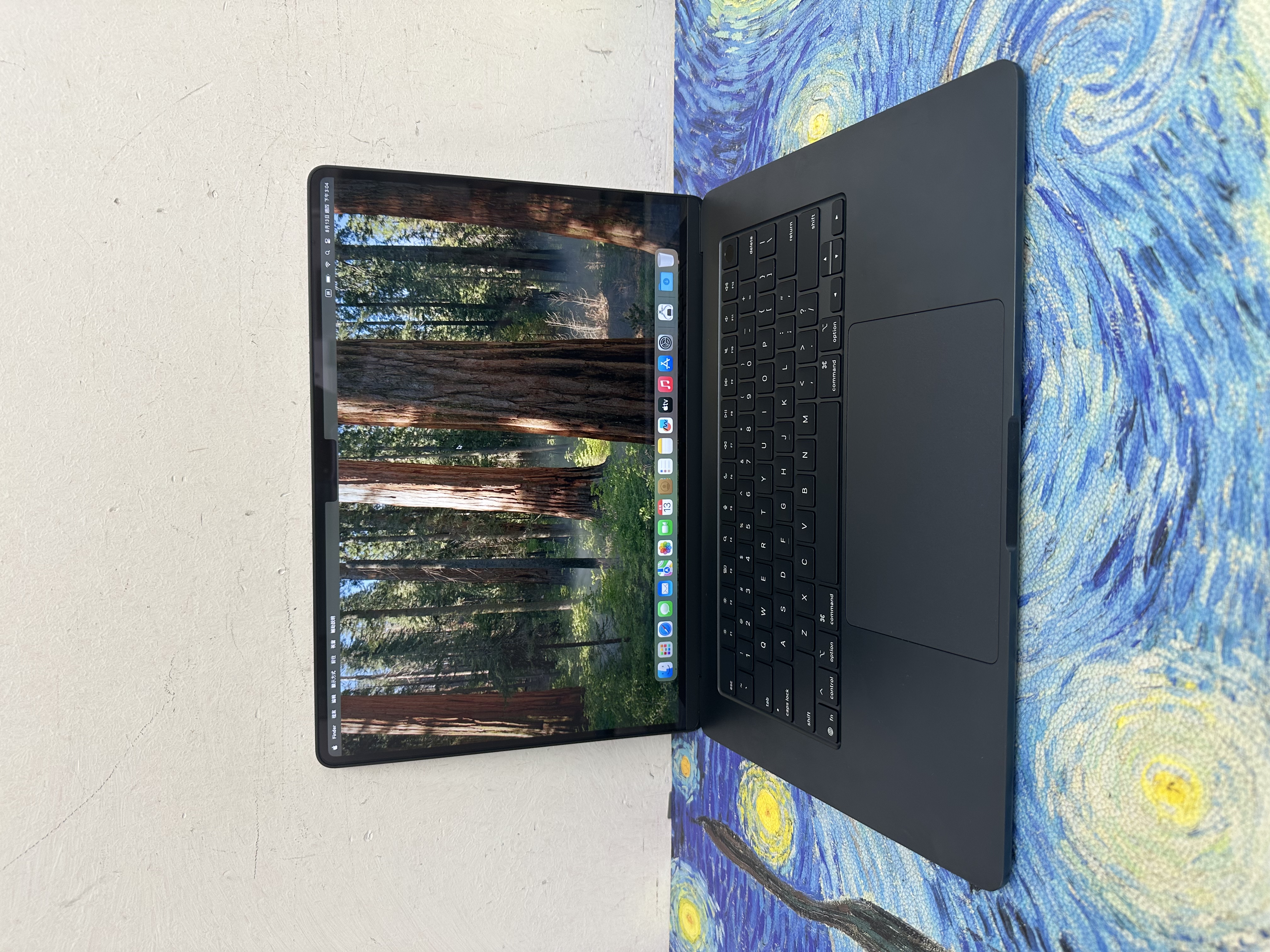 #6100 APPLE  MacBook Air M4 2025 M4 CPU/ 16GB Ram/256GB SSD/10核心GPU/Liquid Retina Mon/15吋/午夜藍色/Gaming Laptop / Notebook / 超強續航能力/文書機 / 畫圖 / 剪片 / Movie / Netflix /輕薄