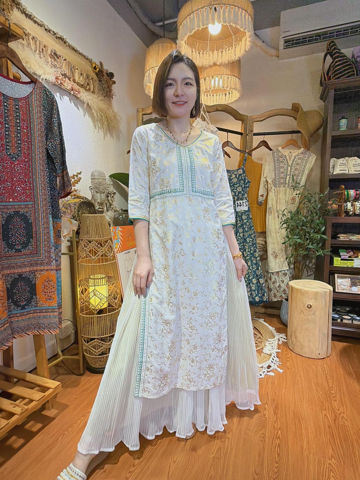 2158 White Golden stampling Kurta 44"