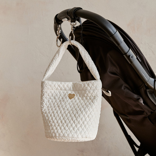 26S/S🌸DTD金心點綴100支鑽石絎縫系列-帶扣手柄水桶包