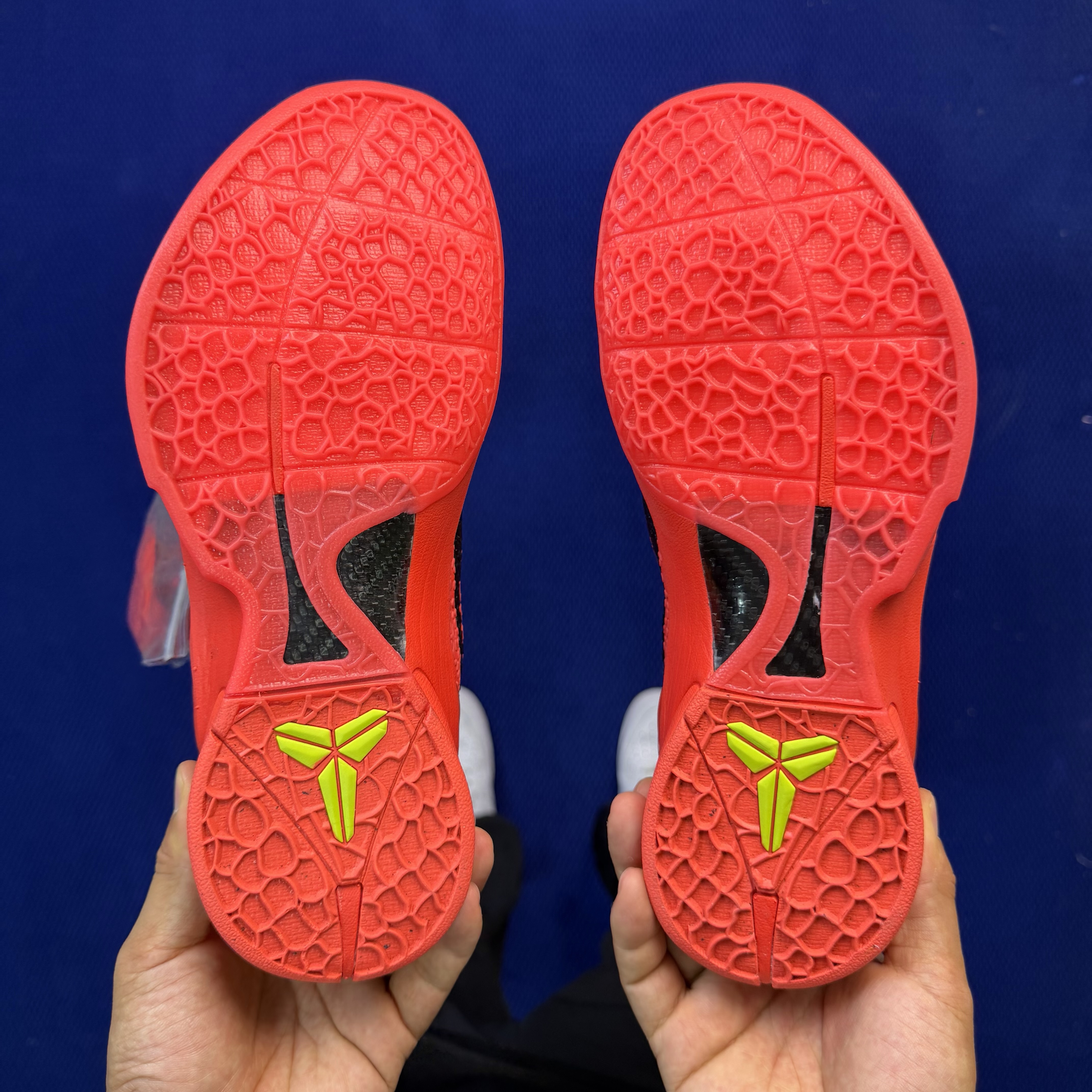 Nike Kobe 6 Protro "Reverse Grinch" FV4921-600