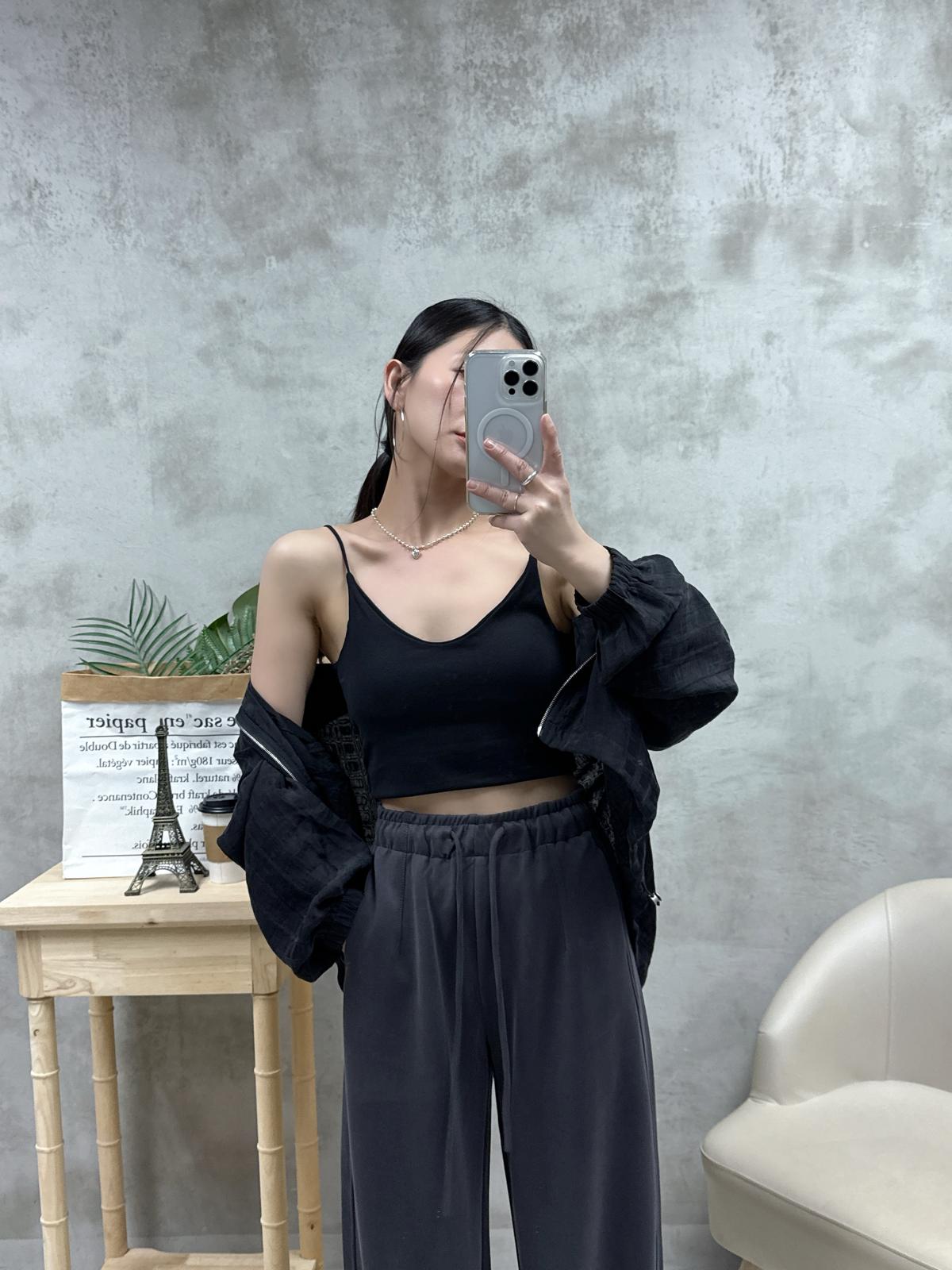 D02 幼帶V領Bra top