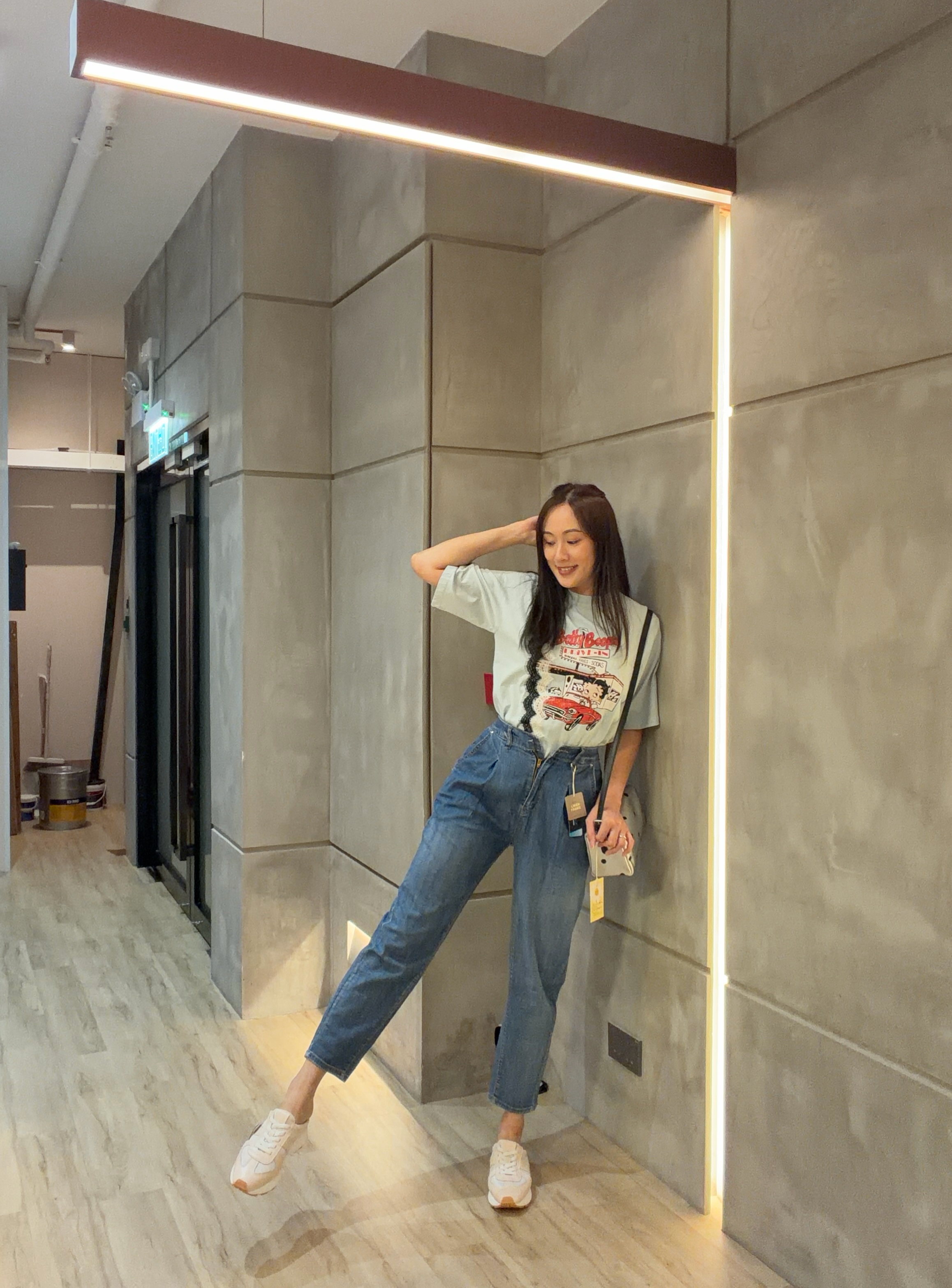 Boy friend cutting 超薄jeans 