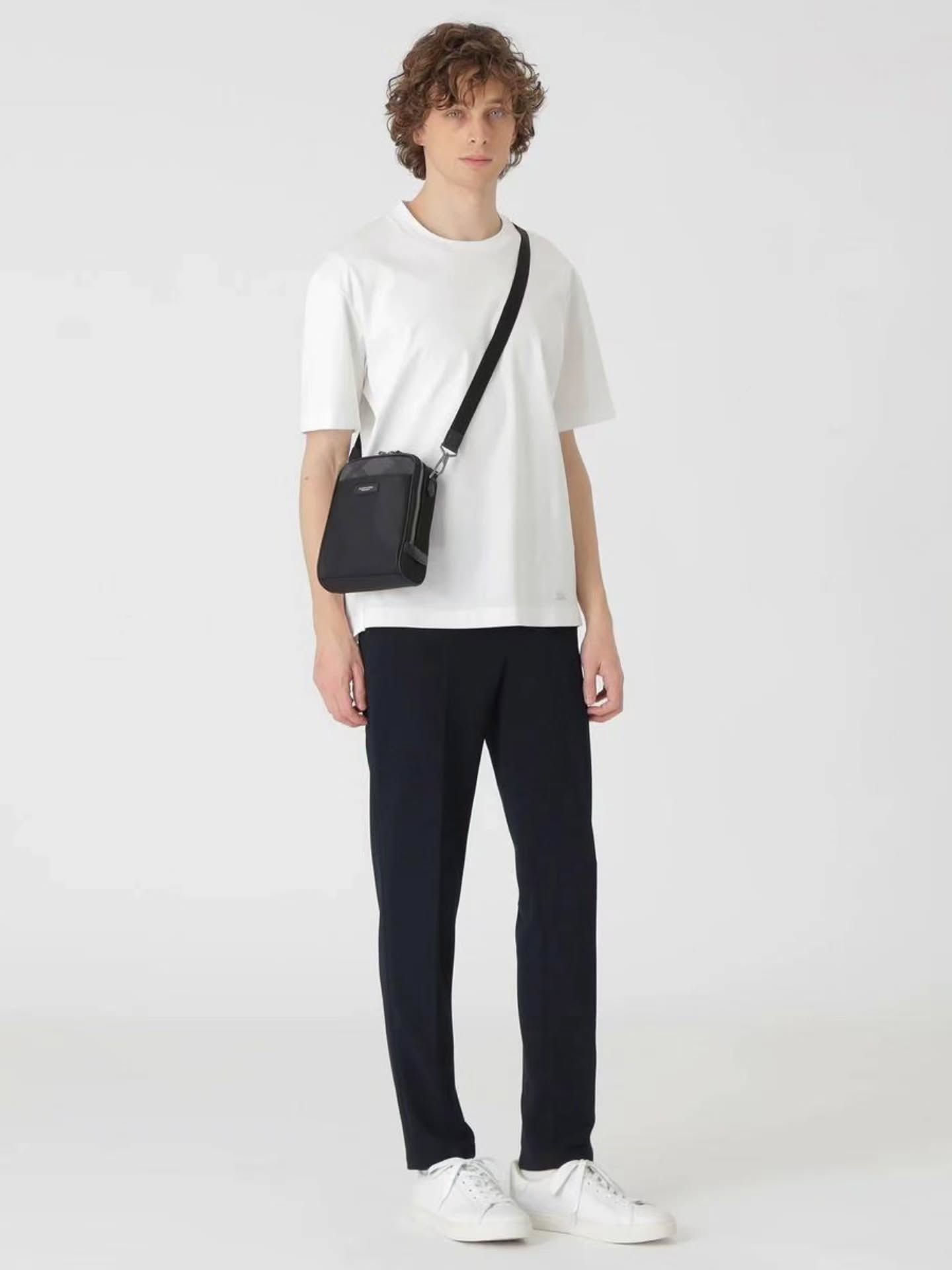 🇯🇵Blacklabel 男款斜肩包