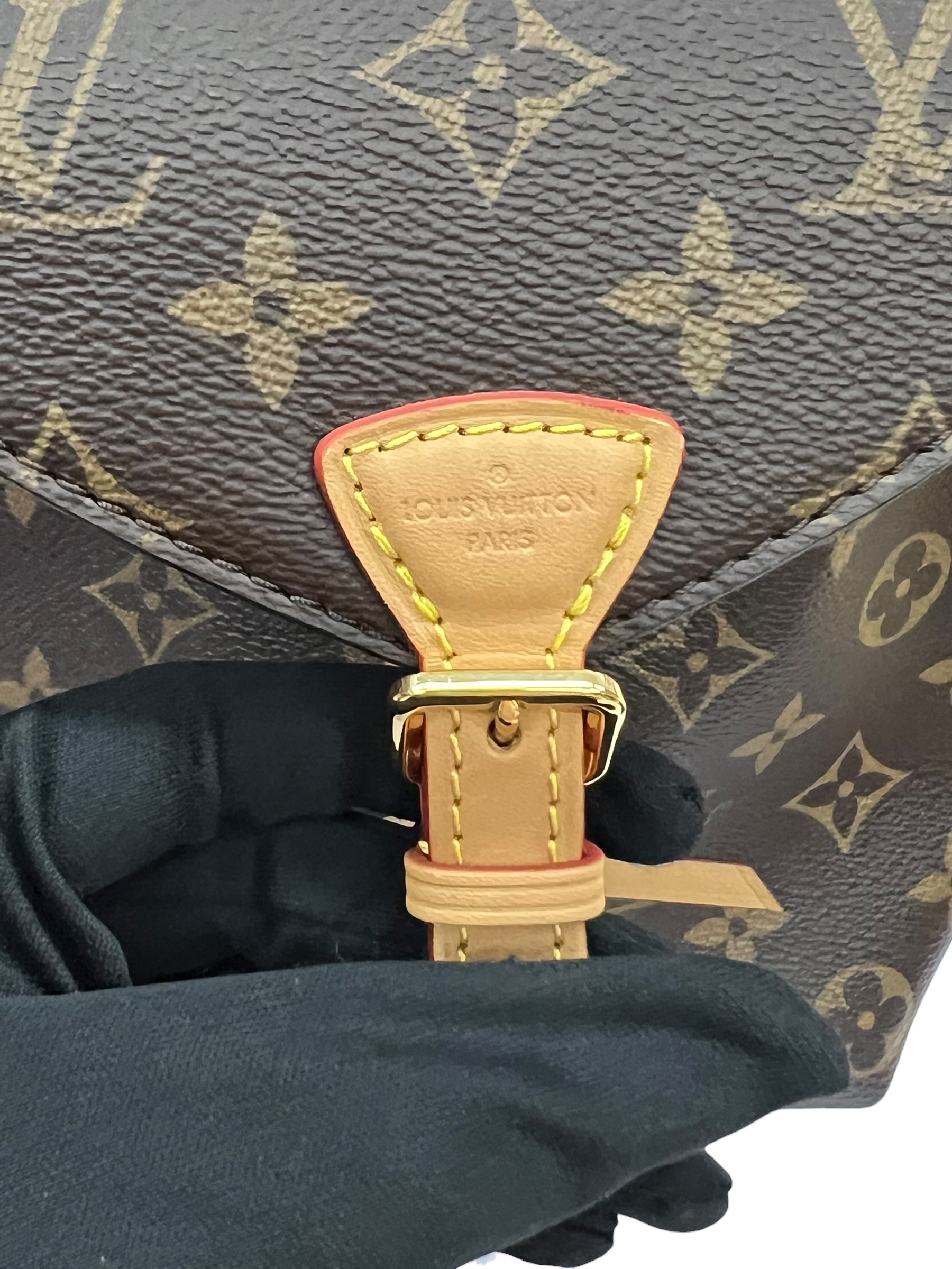 Pre-owned LOUIS VUITTON Montsouris BB Monogram Backpack / Product Code: 080601