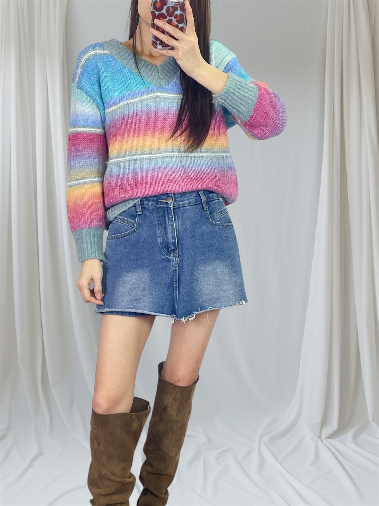 K5543 漸變色V領針織top